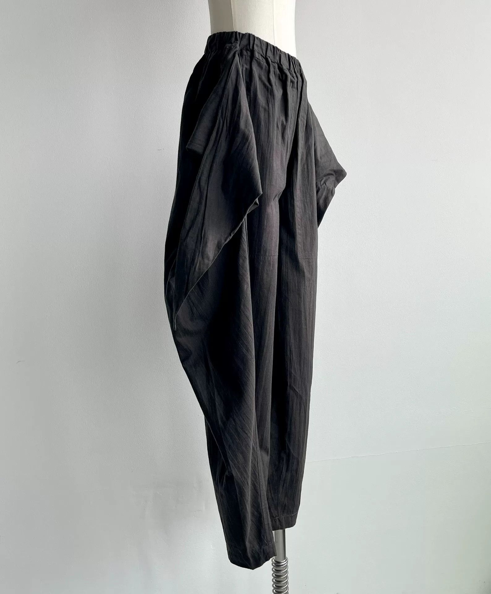 Japanese Brand Gray Wide-Leg Pants with Ties Size 26" / US 2 / IT 38 - 4 Thumbnail