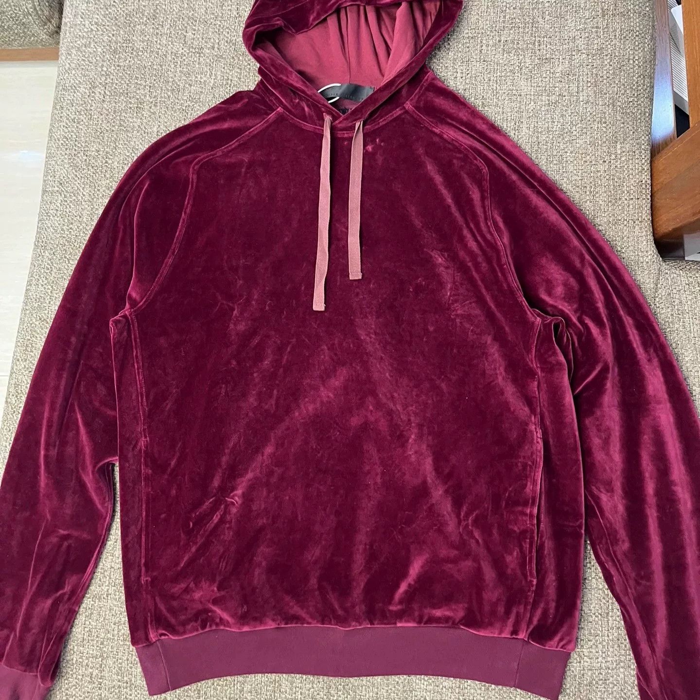 Haider Ackermann Haider Ackermann Red Velvet Hoodie Size XL / US 12-14 / IT 48-50 - 2 Thumbnail