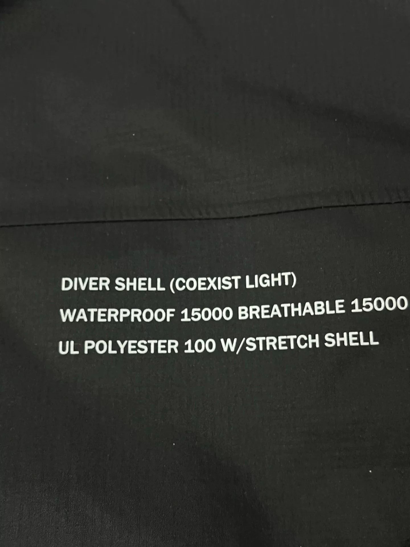 CMF Outdoor Garment Comfy Outdoor Diver Shell Pullover Jacket Size US L / EU 52-54 / 3 - 8 Thumbnail
