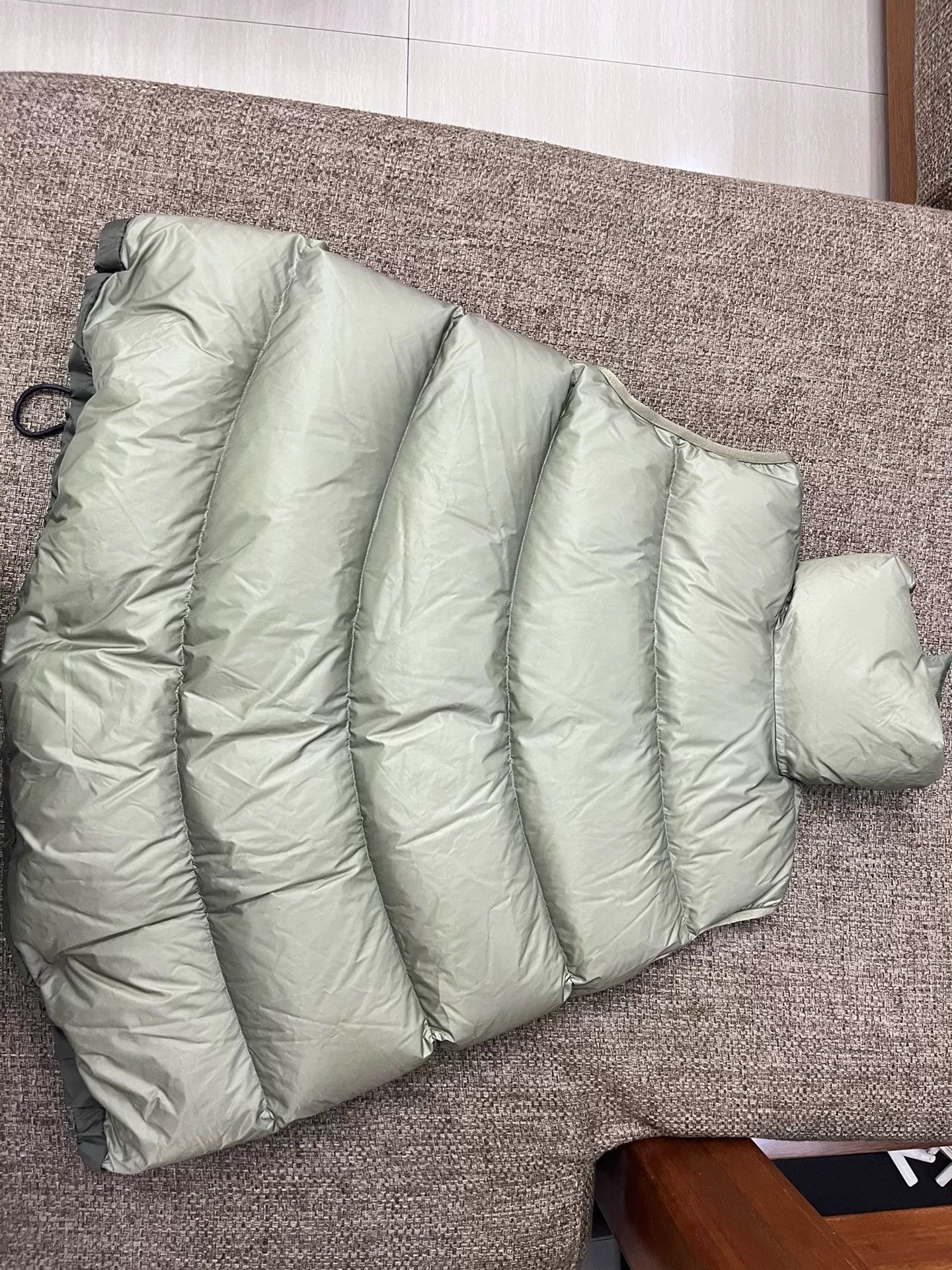 Sacai Sacai Lightweight Puffer Vest in Khaki Size M / US 6-8 / IT 42-44 - 4 Thumbnail