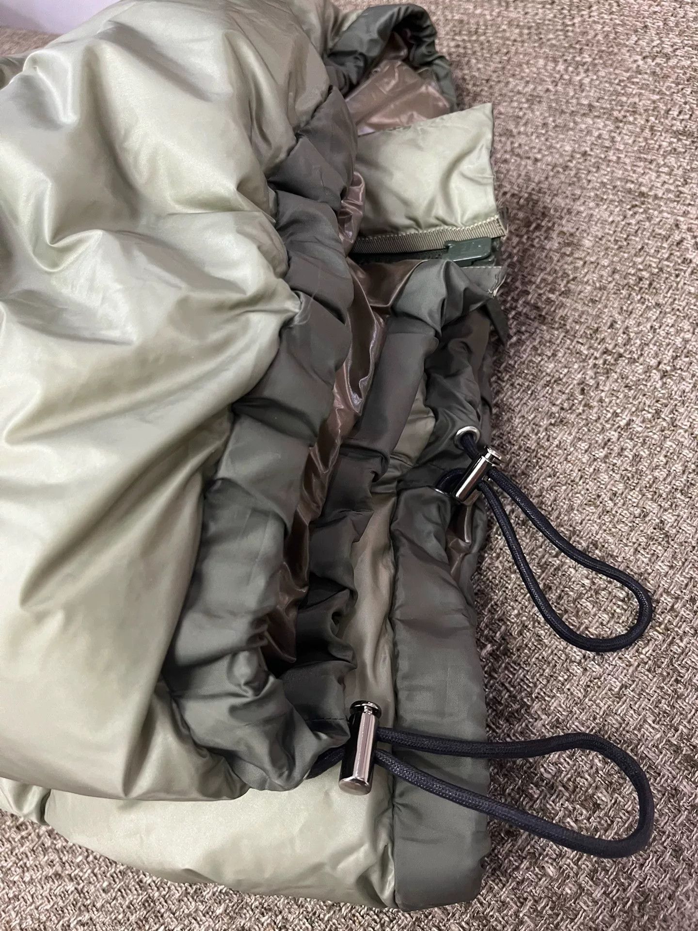 Sacai Sacai Lightweight Puffer Vest in Khaki Size M / US 6-8 / IT 42-44 - 6 Thumbnail