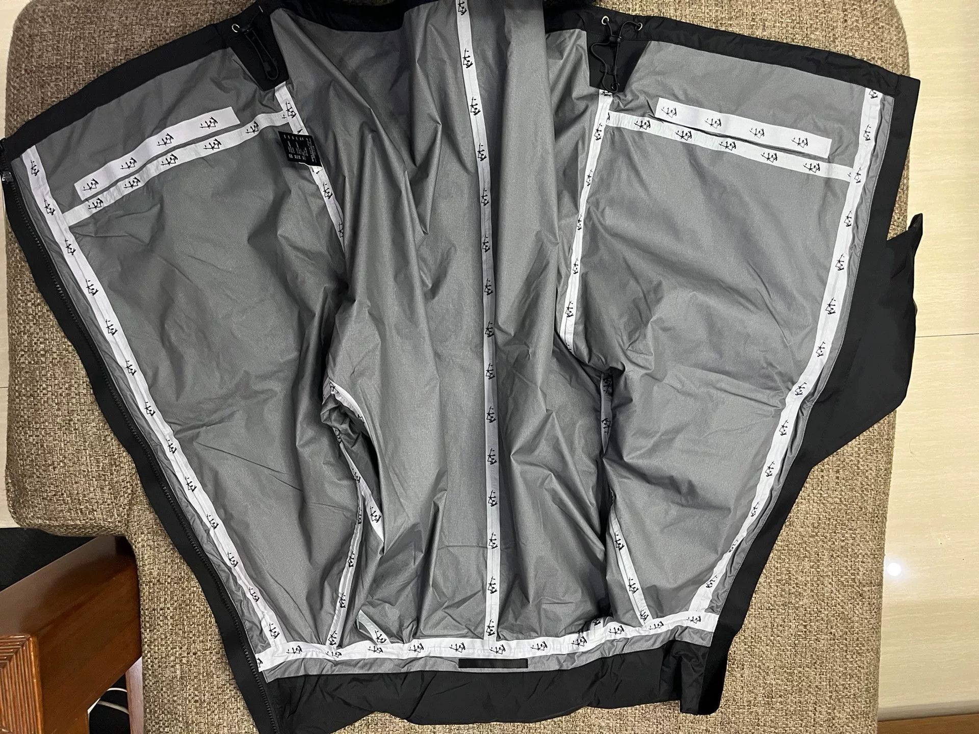 BEAUTY&YOUTH Koti 3L Waterproof Jacket Size US M / EU 48-50 / 2 - 4 Thumbnail