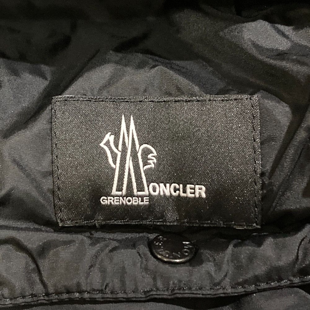Moncler Moncler Moncler Grenoble SCIARPA Nutria Fur Scarf Hood Fur Scarf DUTY FREE for USA Size ONE SIZE - 9 Thumbnail
