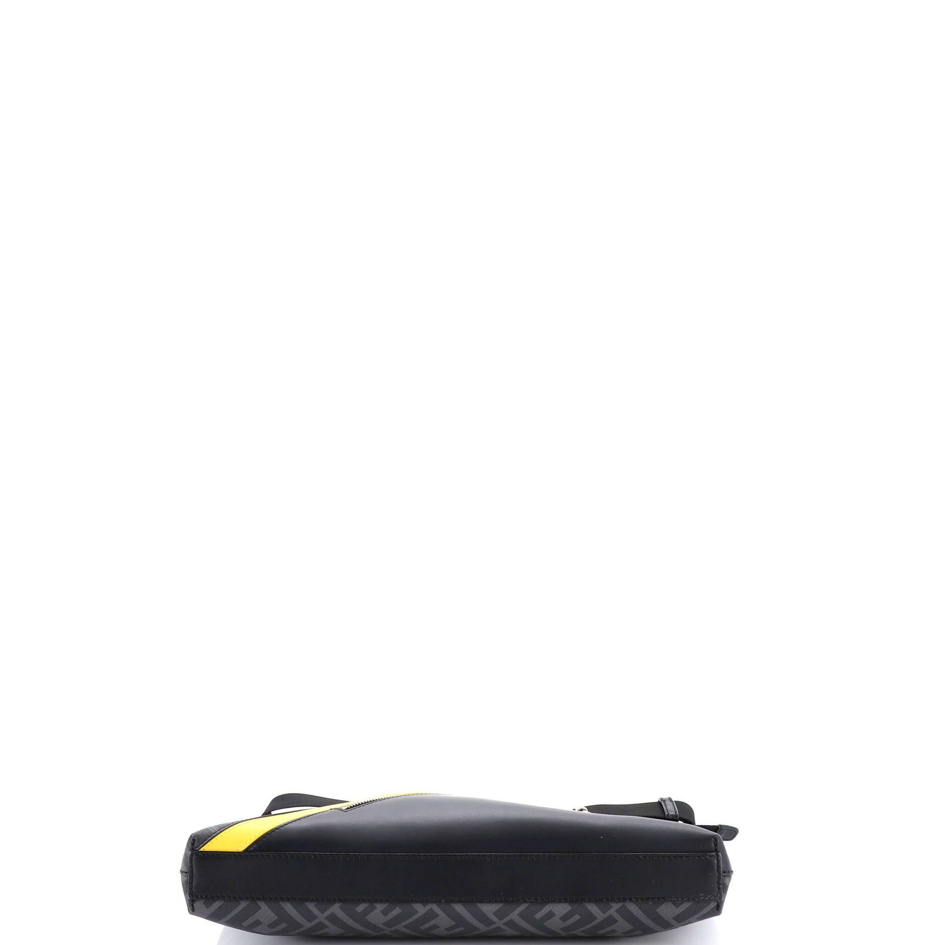 Fendi Front Zip Messenger Size ONE SIZE - 4 Thumbnail