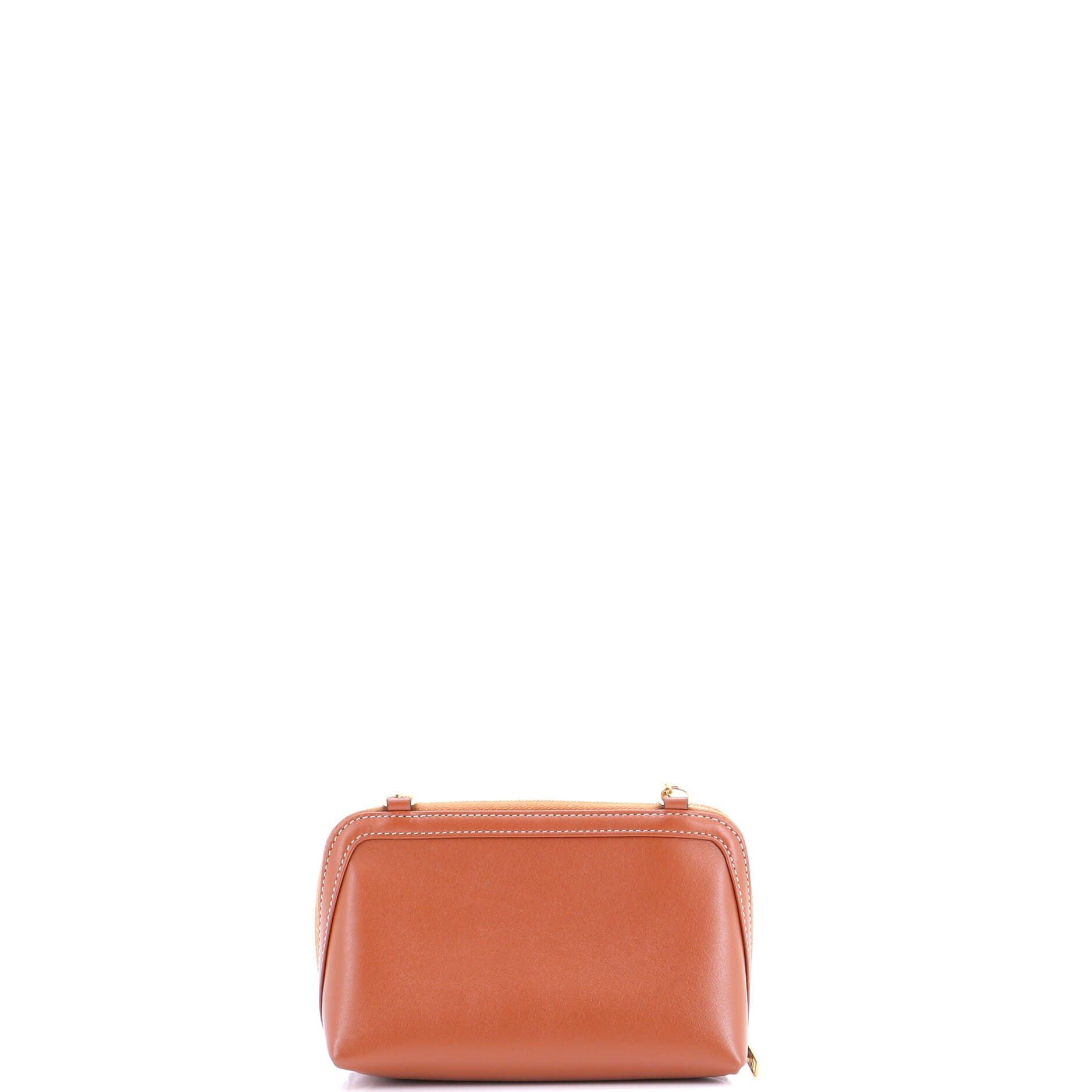 Celine Cuir Triomphe Zip Around Chain Clutch Size ONE SIZE - 3 Thumbnail