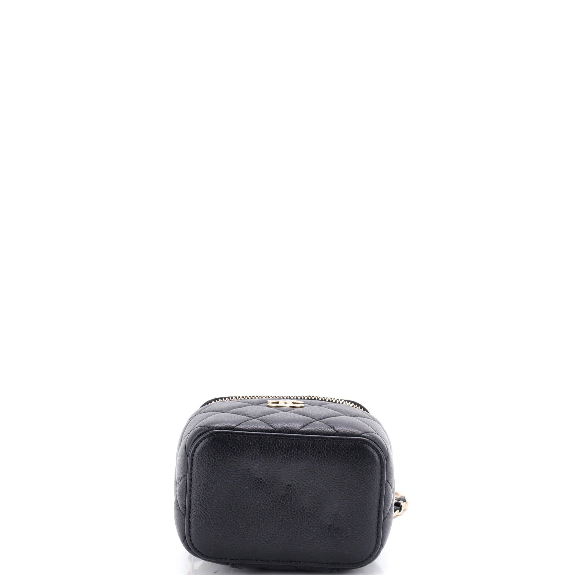 Chanel Tiny CC Link Vanity Case with Chain Size ONE SIZE - 4 Thumbnail