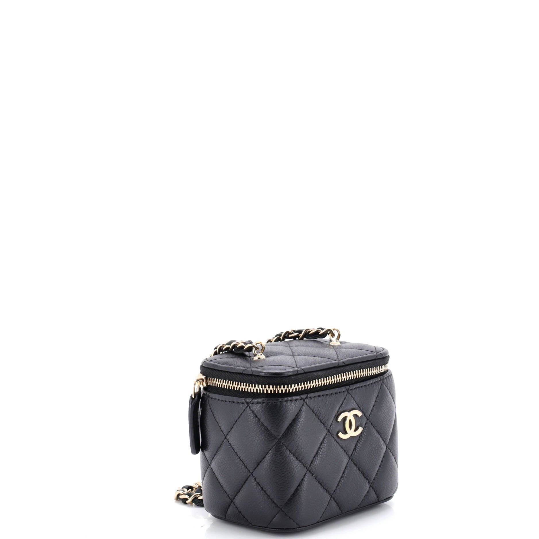 Chanel Tiny CC Link Vanity Case with Chain Size ONE SIZE - 2 Thumbnail