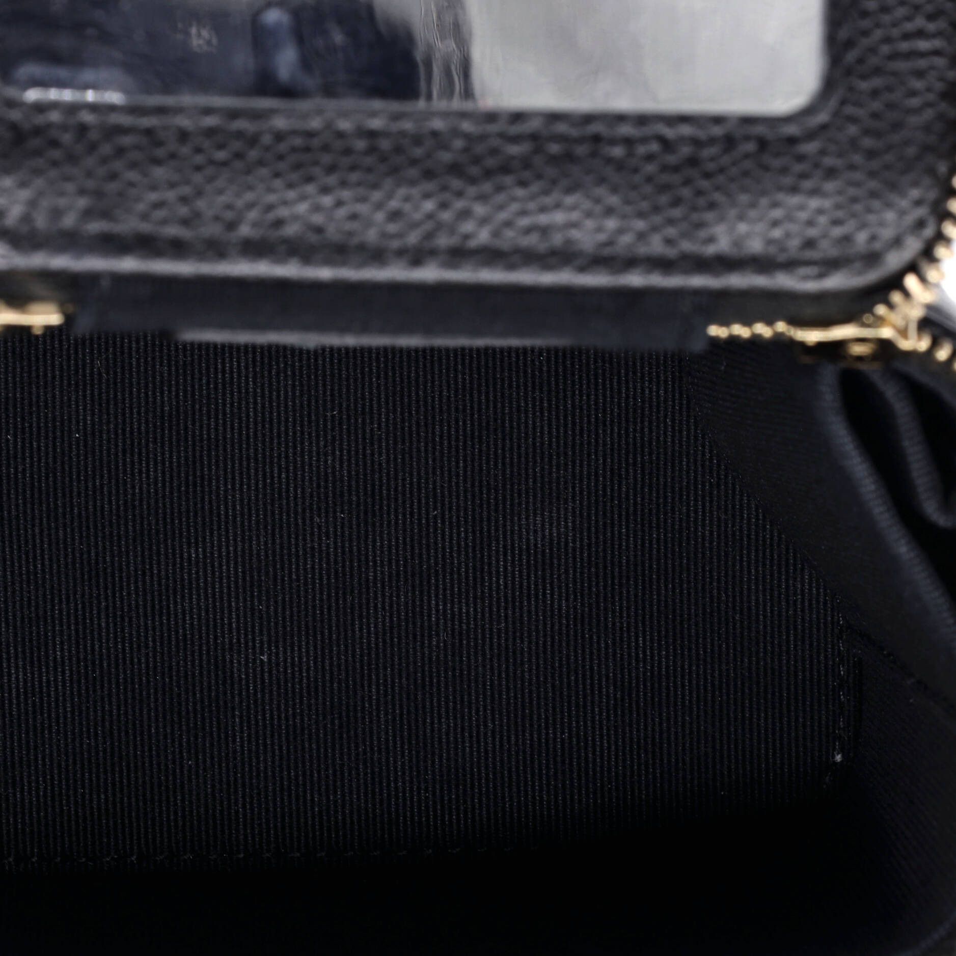 Chanel Tiny CC Link Vanity Case with Chain Size ONE SIZE - 5 Thumbnail