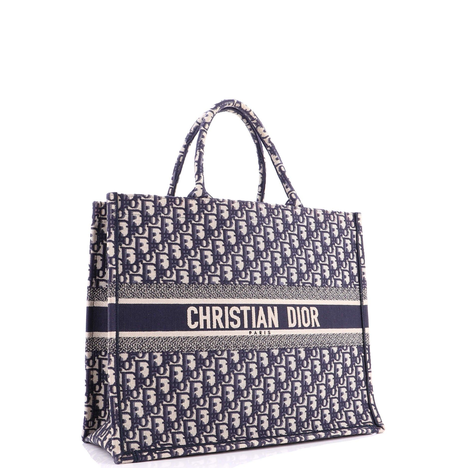 Dior Book Tote Size ONE SIZE - 2 Thumbnail