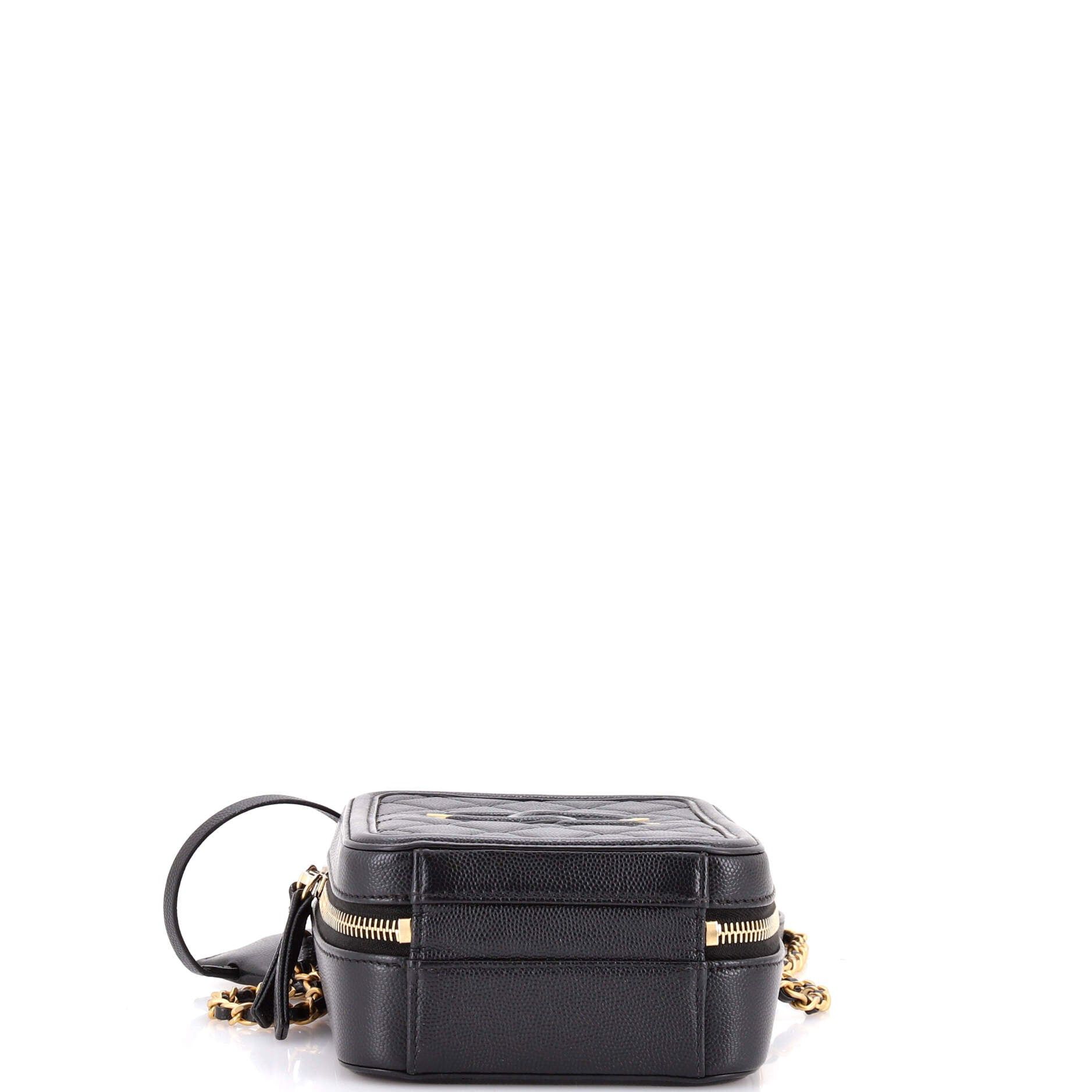 Chanel Filigree Vertical Vanity Case Size ONE SIZE - 5 Thumbnail