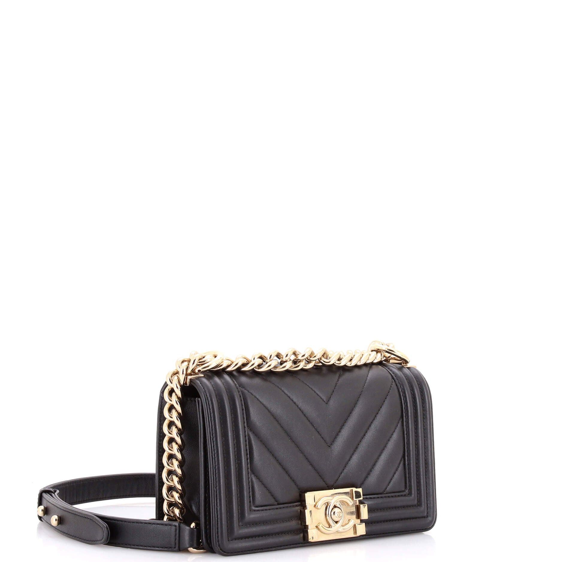 Chanel Boy Flap Bag Size ONE SIZE - 3 Thumbnail