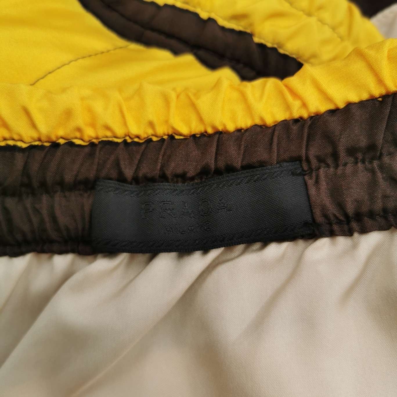 Prada Prada Yellow Black Striped Shorts L Size US 32 / EU 48 - 9 Thumbnail