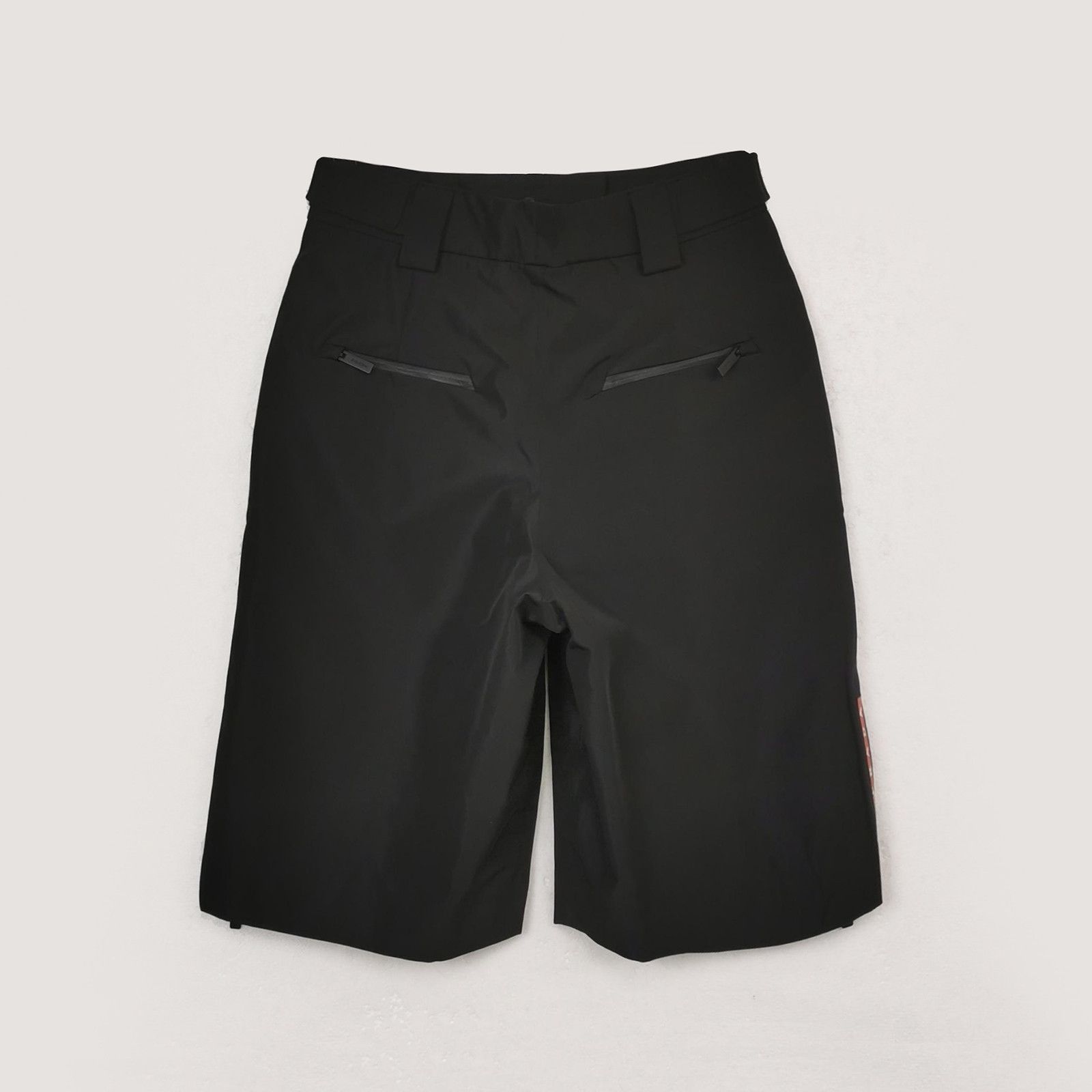 Prada Prada Black Structured Shorts XS Size US 26 / EU 42 - 4 Thumbnail