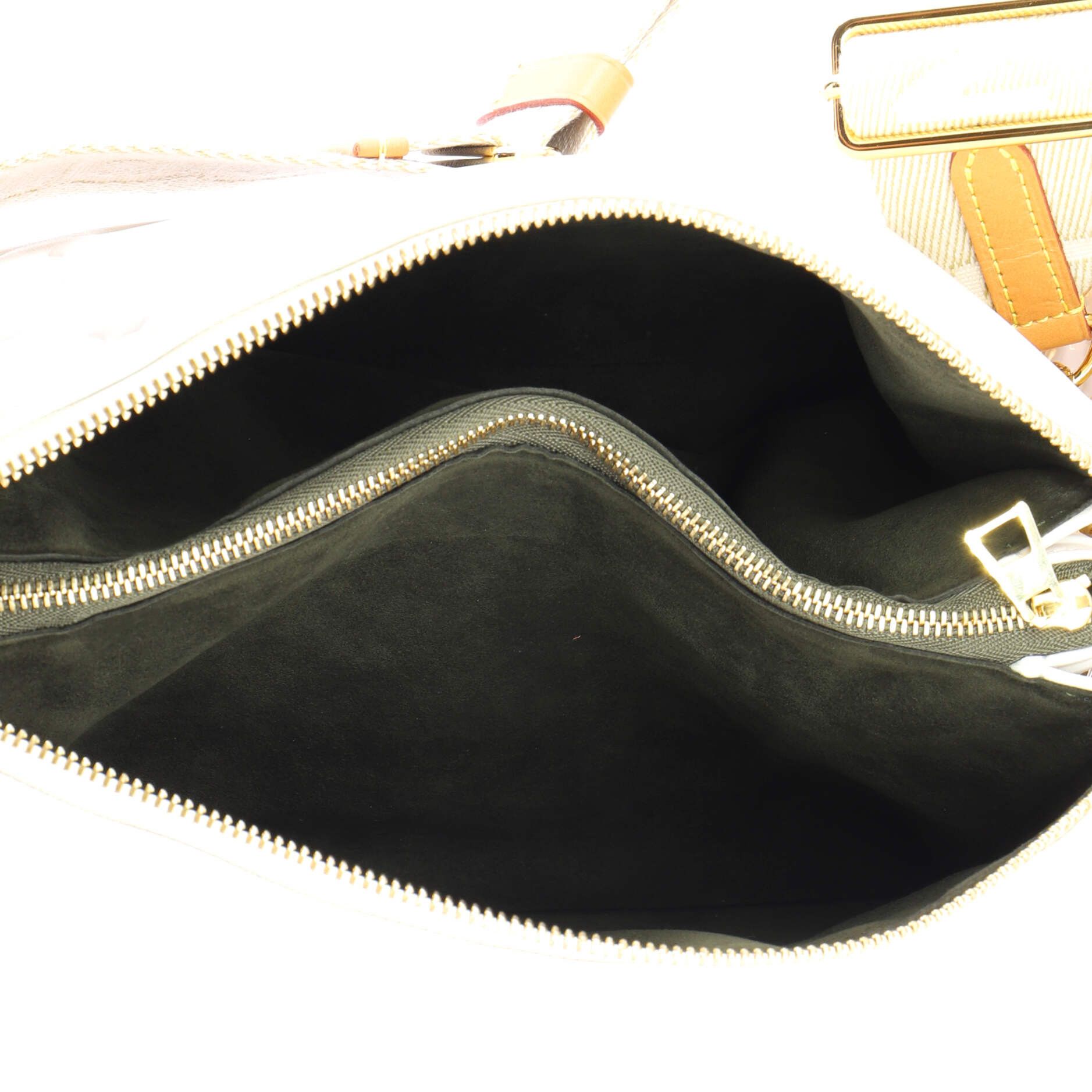 Louis Vuitton Coussin Bag Size ONE SIZE - 5 Thumbnail