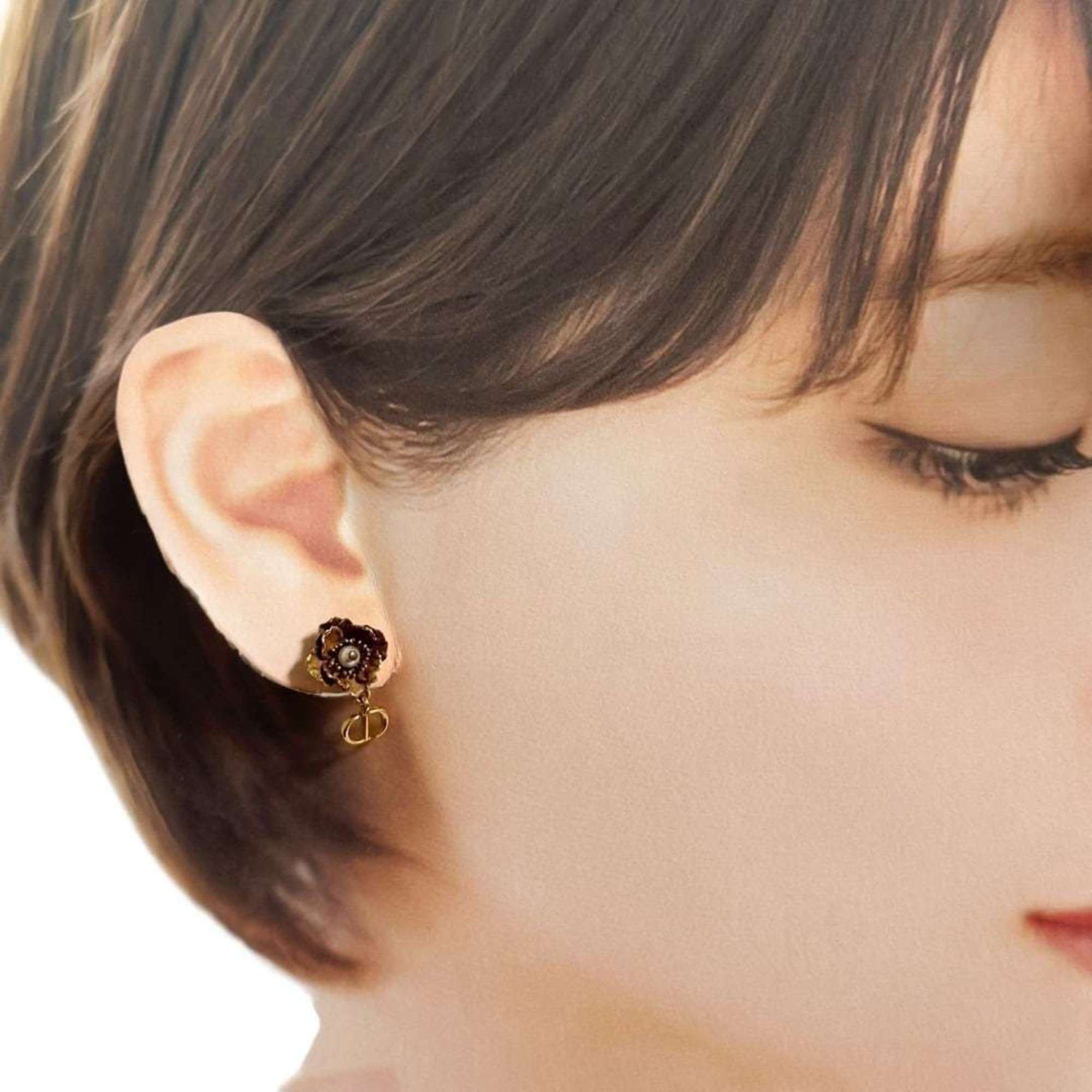 Dior Christian Dior Dior Women's D Millefiori Earrings with Asymmetrical Flowers Size ONE SIZE - 9 Thumbnail