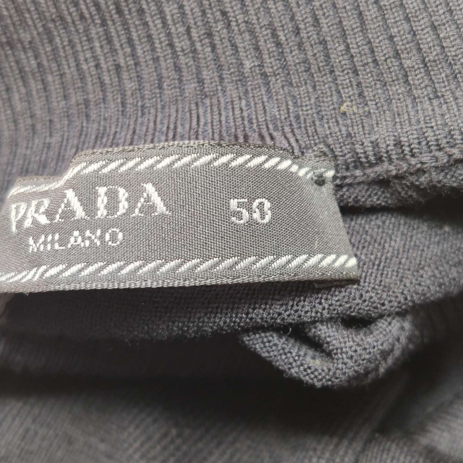 Prada Prada Wool Blend Logo Turtleneck Sweater L Size US L / EU 52-54 / 3 - 12 Thumbnail