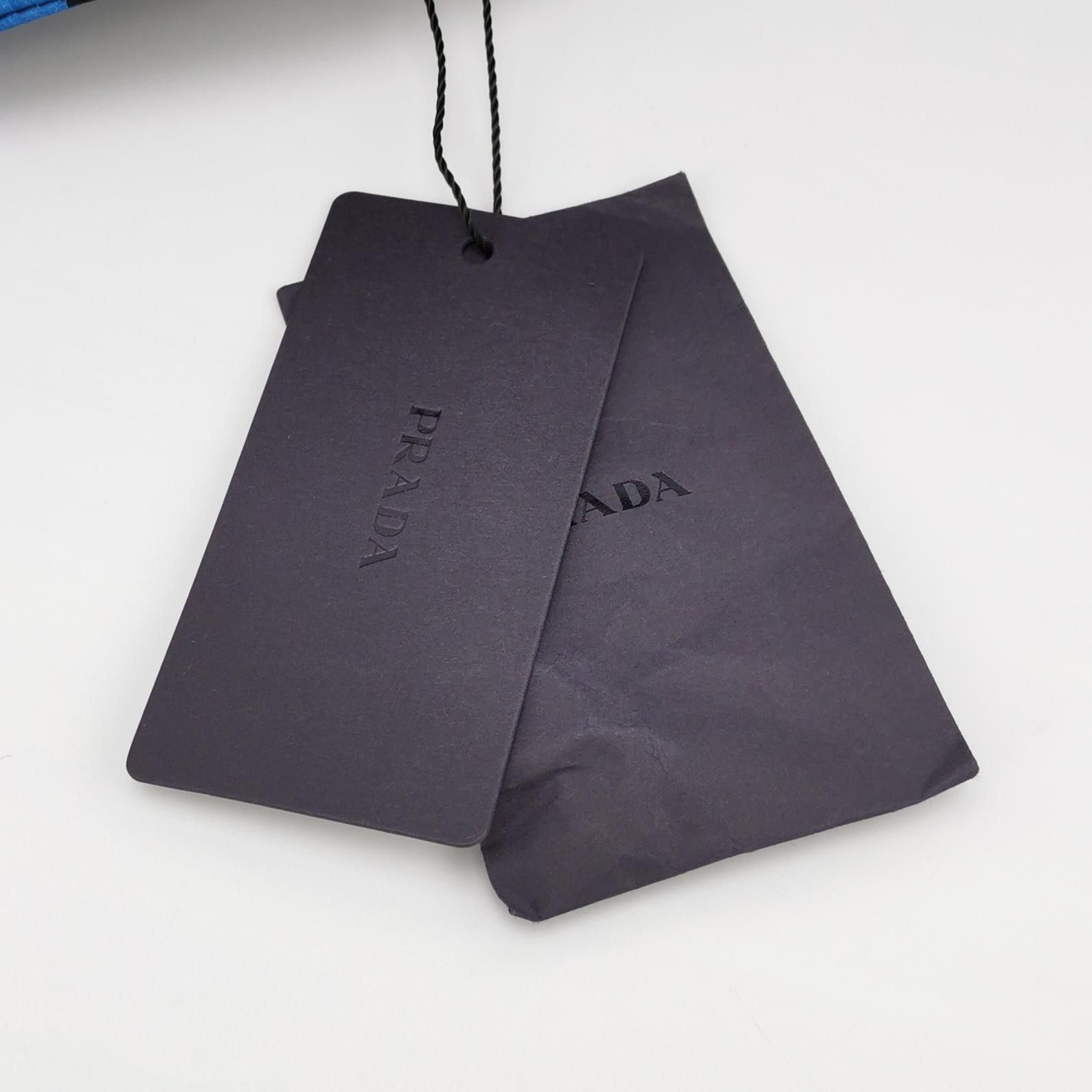 Prada Prada Camouflage Hooded Triangle Logo Raincoat Size US S / EU 44-46 / 1 - 8 Thumbnail