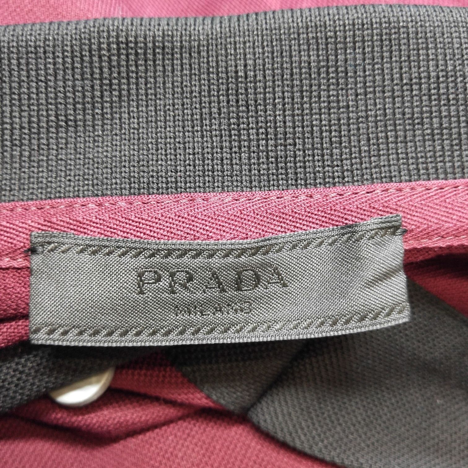 Prada Prada Black Logo-Embroidered Shorts S Size US 28 / EU 44 - 16 Thumbnail