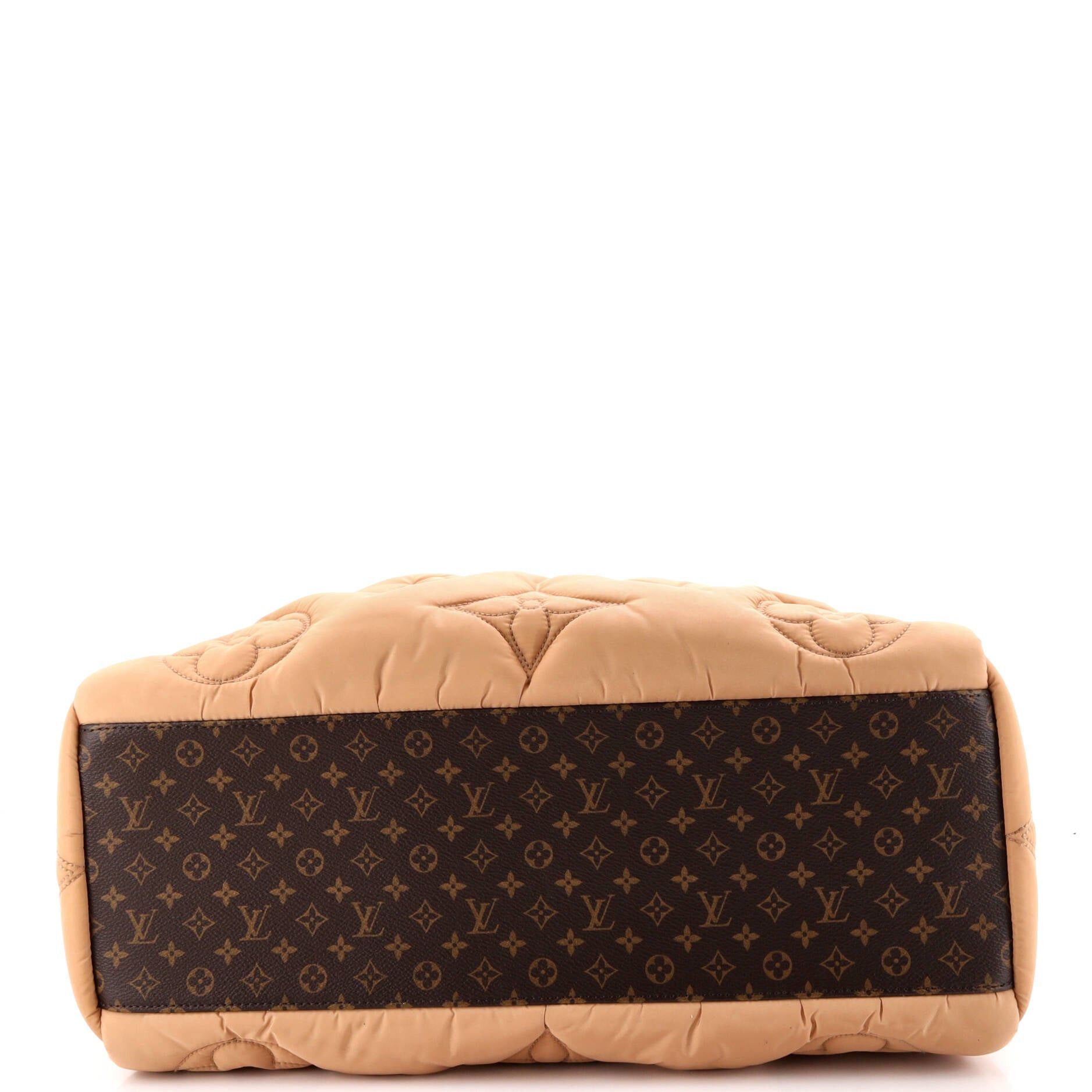 Louis Vuitton Pillow OnTheGo Tote Size ONE SIZE - 4 Thumbnail