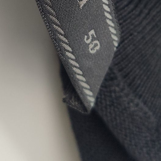 Prada Prada Wool Solid V-Neck Vest L/50 Size US L / EU 52-54 / 3 - 11 Thumbnail