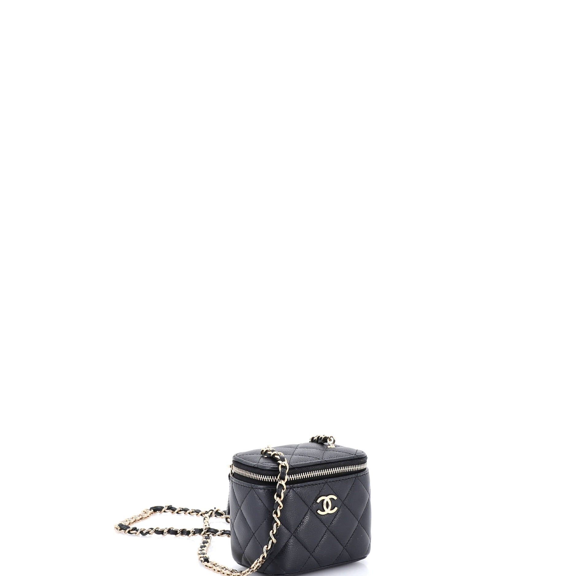 Chanel Tiny CC Link Vanity Case with Chain Size ONE SIZE - 2 Thumbnail
