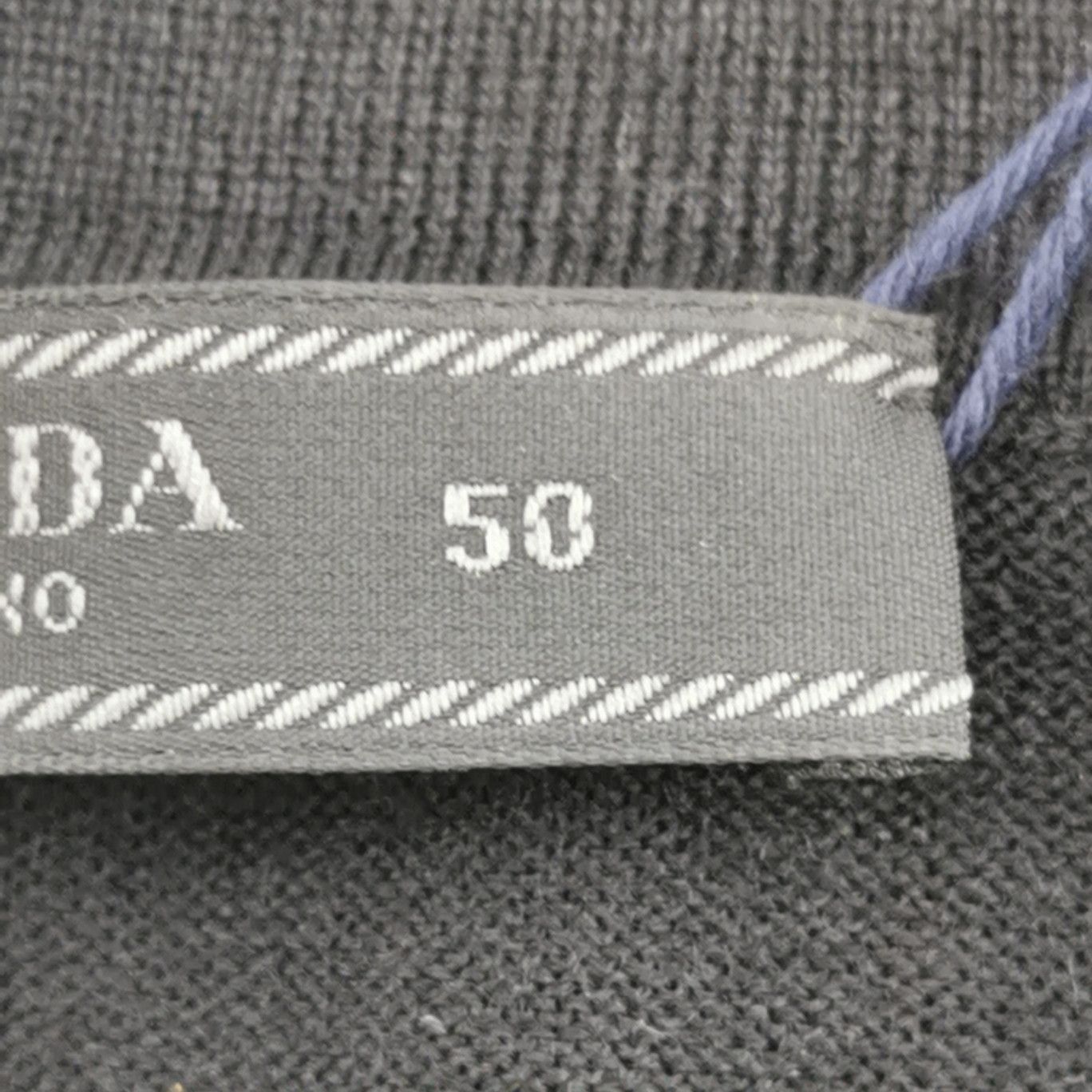 Prada Prada Quilted Triangle Logo Sleeveless Down Vest Size US M / EU 48-50 / 2 - 11 Thumbnail