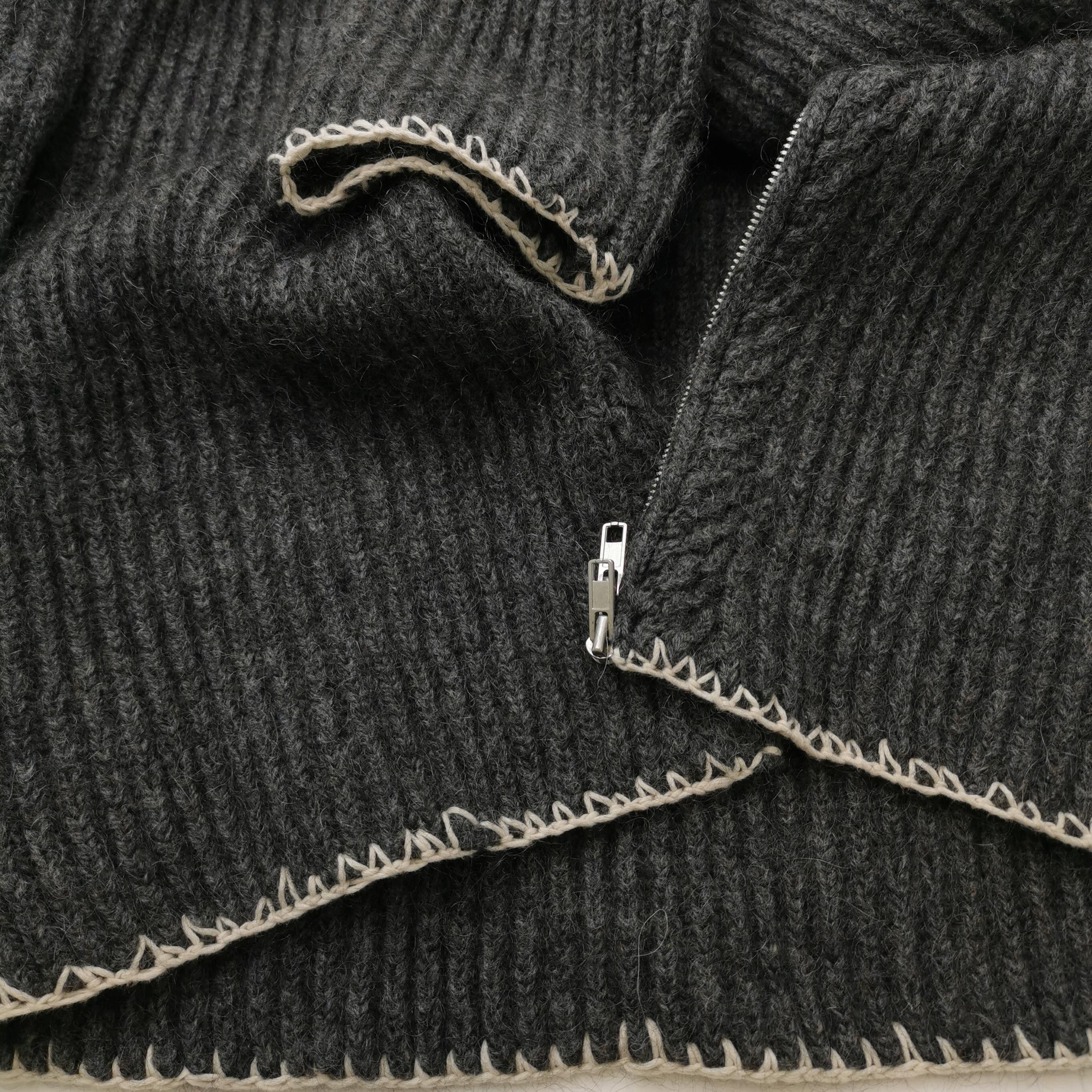 Maison Margiela Maison Margiela S Gray Zip-Up Ribbed Sweater Size US M / EU 48-50 / 2 - 5 Thumbnail