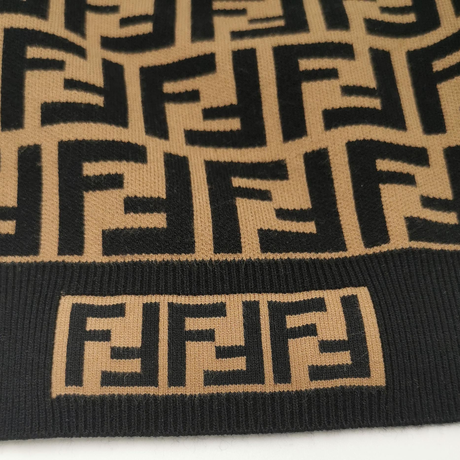 Fendi Fendi FF Monogram Crop Knit Top XS Size XS / US 0-2 / IT 36-38 - 6 Thumbnail