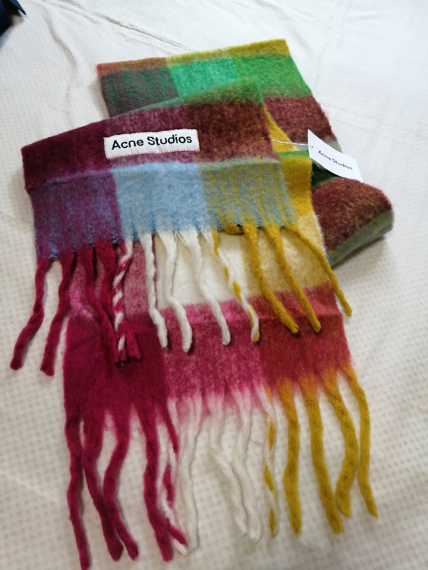 Acne Studios Acne Studios Classic Plaid Fringe Scarf Size ONE SIZE - 2 Thumbnail