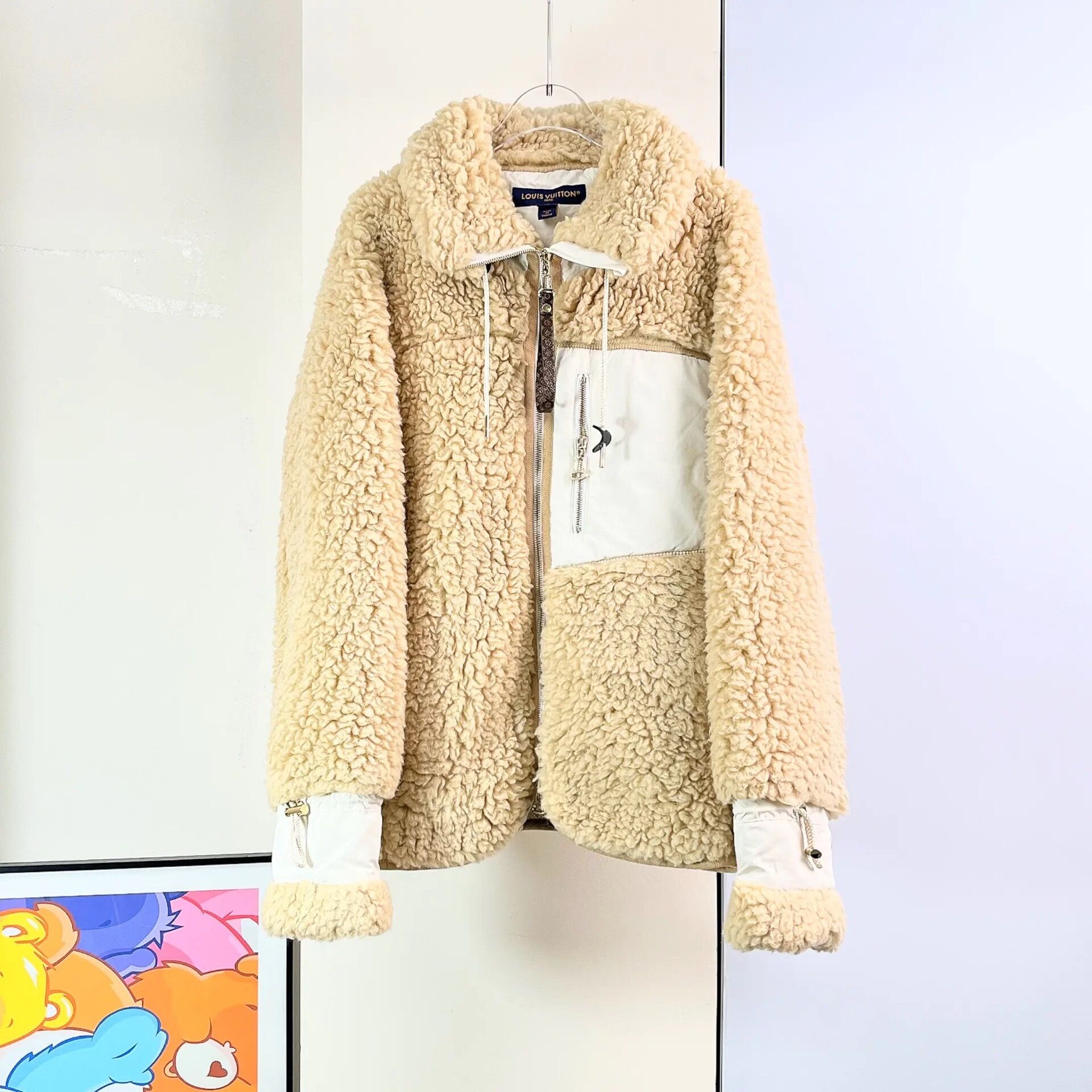 Louis Vuitton LV 25 Khaki Puffer Teddy Jacket Size S / US 4 / IT 40 - 4 Thumbnail