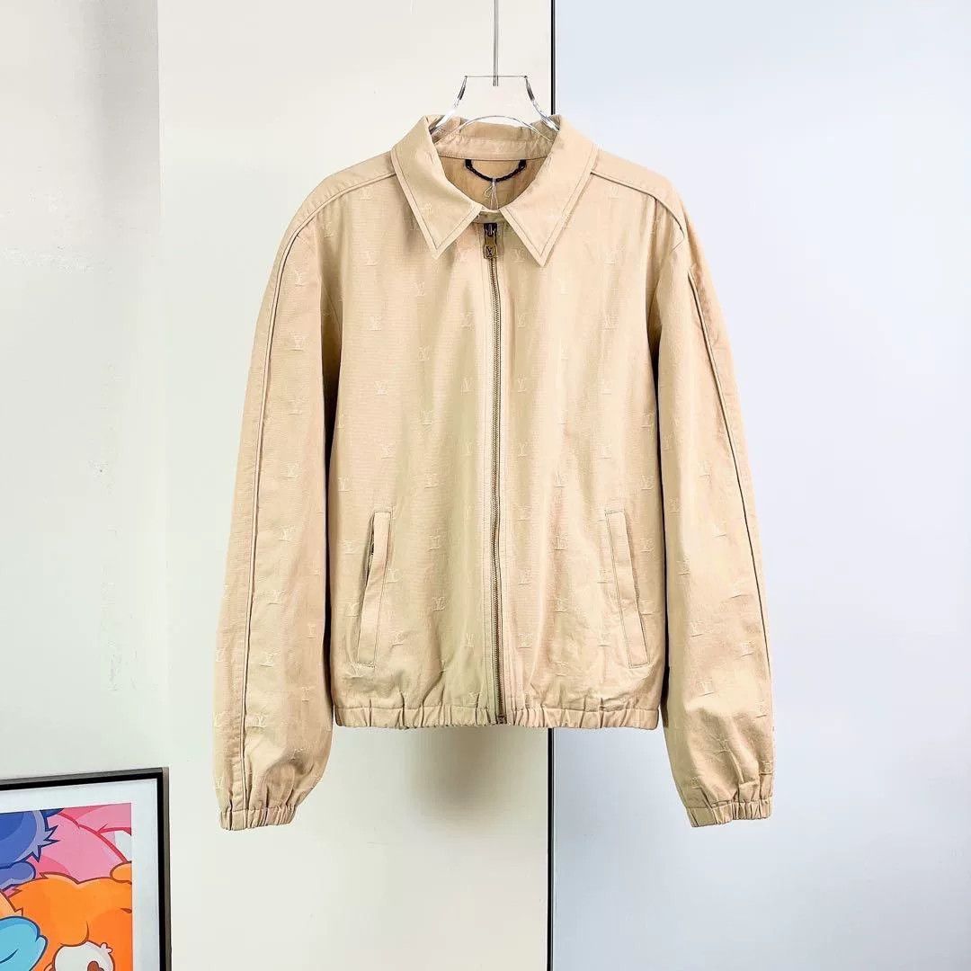 Louis Vuitton LV Khaki Vintage Logo Embossed Coat Size XS / US 0-2 / IT 36-38 - 4 Thumbnail