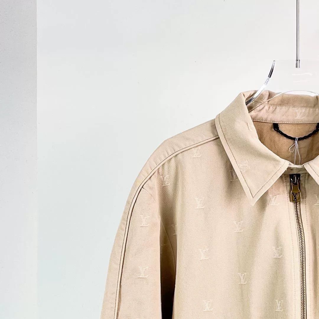 Louis Vuitton LV Khaki Vintage Logo Embossed Coat Size XS / US 0-2 / IT 36-38 - 6 Thumbnail