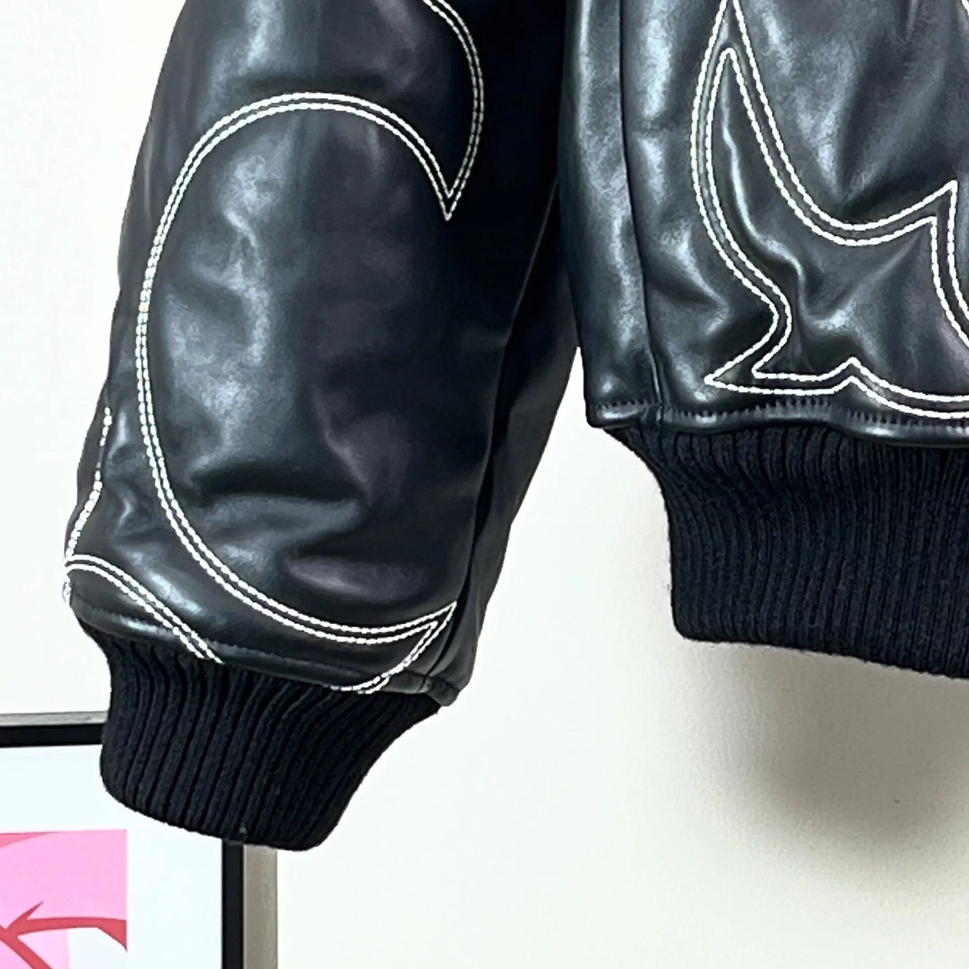 Louis Vuitton Louis Vuitton Black Embroidered Leather Jacket Size US M / EU 48-50 / 2 - 5 Thumbnail