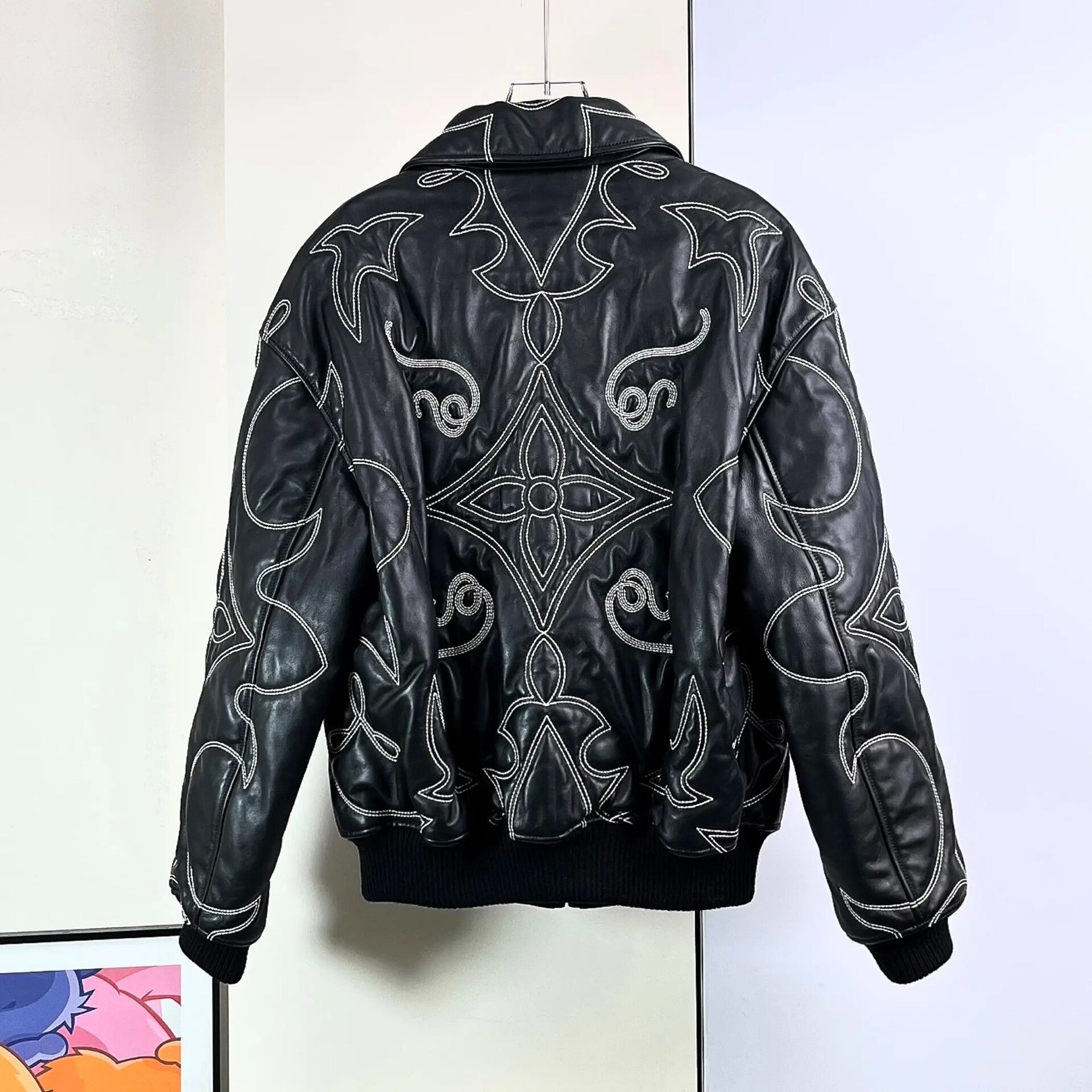 Louis Vuitton Louis Vuitton Black Embroidered Leather Jacket Size US M / EU 48-50 / 2 - 3 Thumbnail