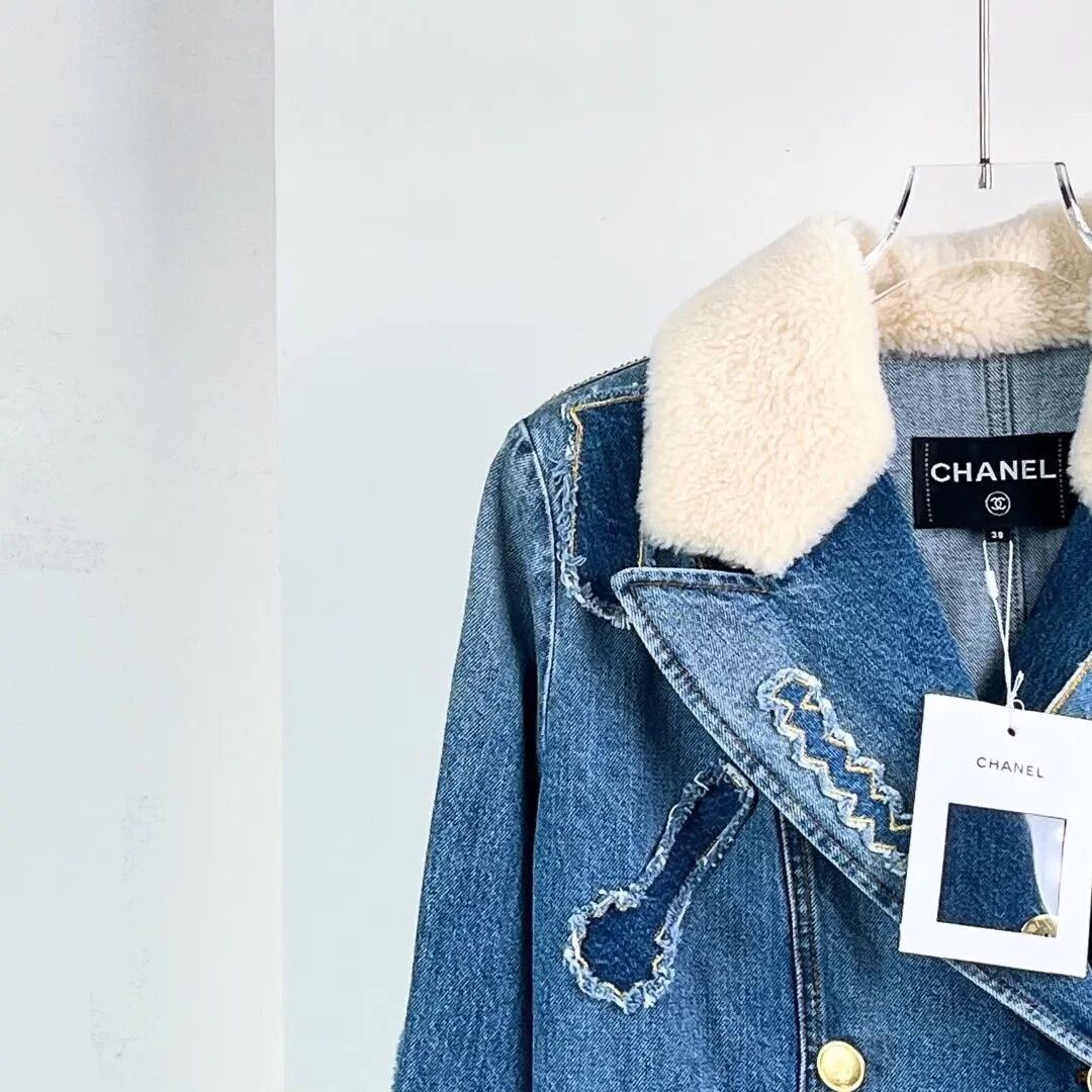 Chanel Chanel Egypt Collection Denim Shearling Jacket Size S / US 4 / IT 40 - 6 Thumbnail