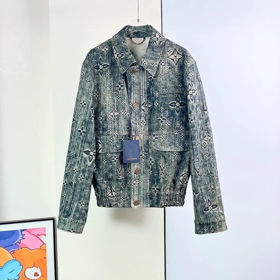 Louis Vuitton Louis Vuitton Capsule Distressed Denim Jacket Size US S / EU 44-46 / 1 - 3 Thumbnail