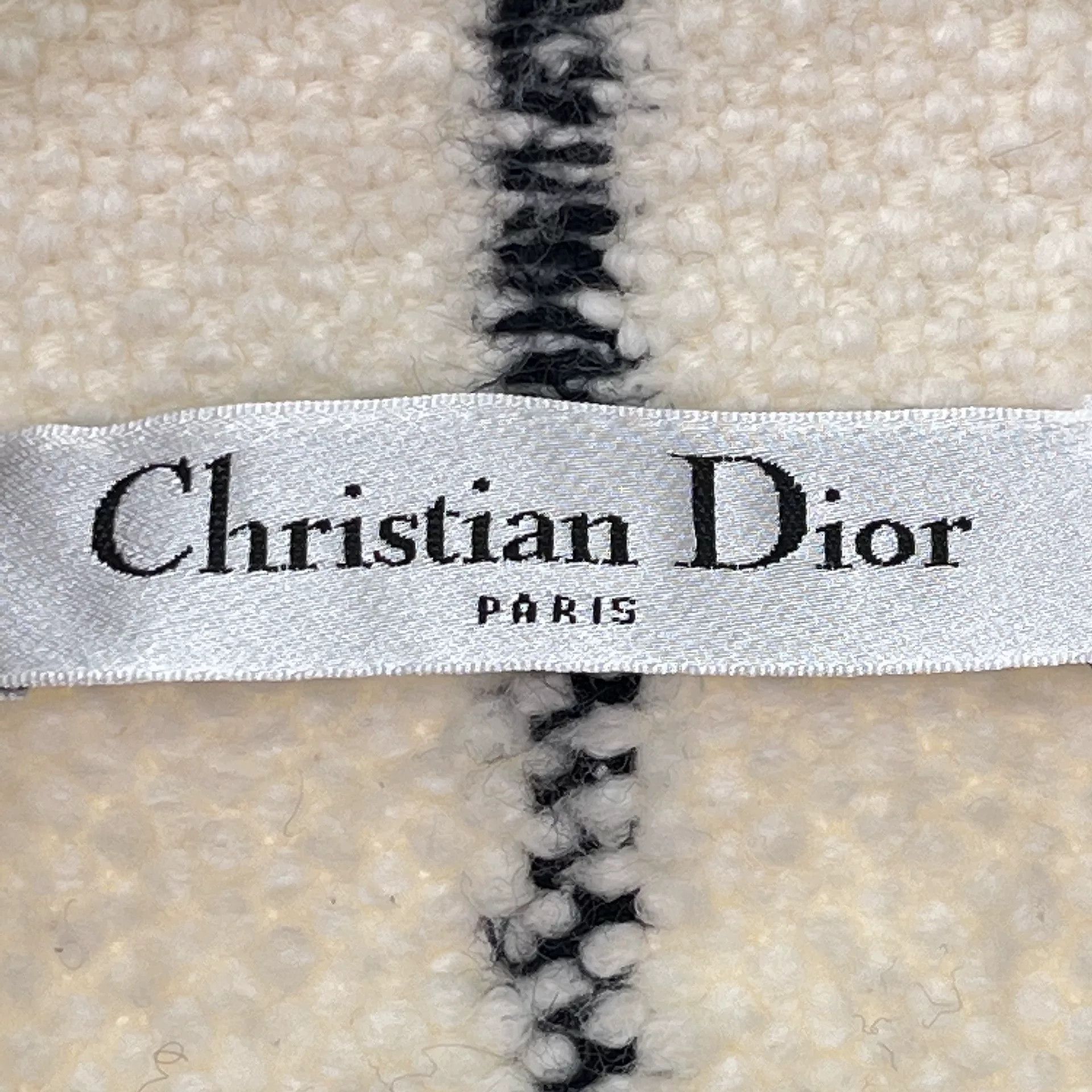 Dior Dior 22 Check Short-Sleeve Jacket Suit Size XS / US 0-2 / IT 36-38 - 7 Thumbnail