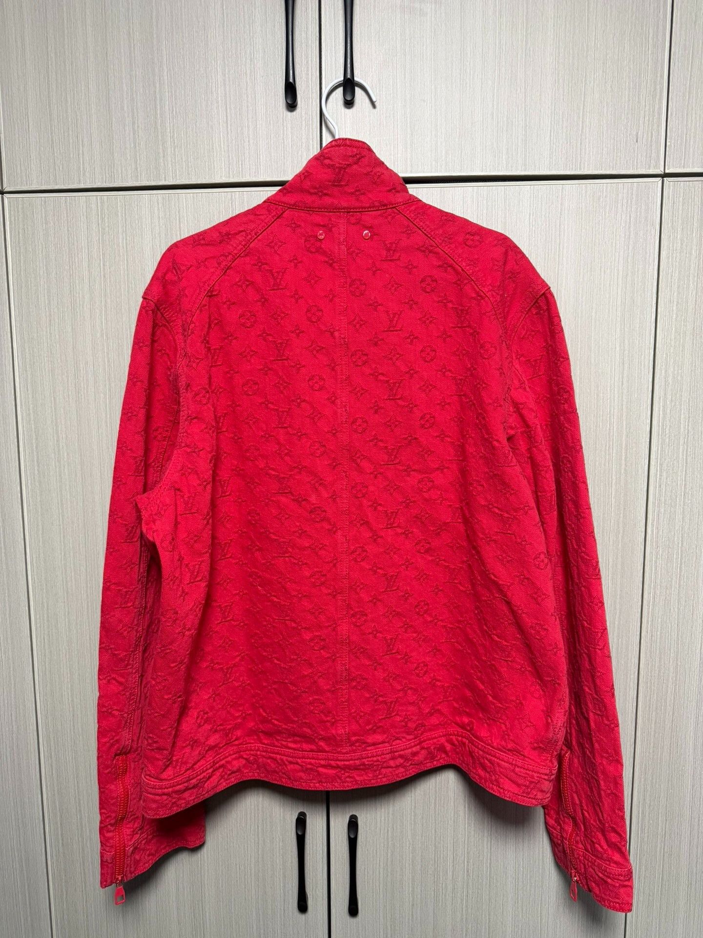Louis Vuitton LV Red All-Over Print Denim Jacket Size US L / EU 52-54 / 3 - 2 Thumbnail