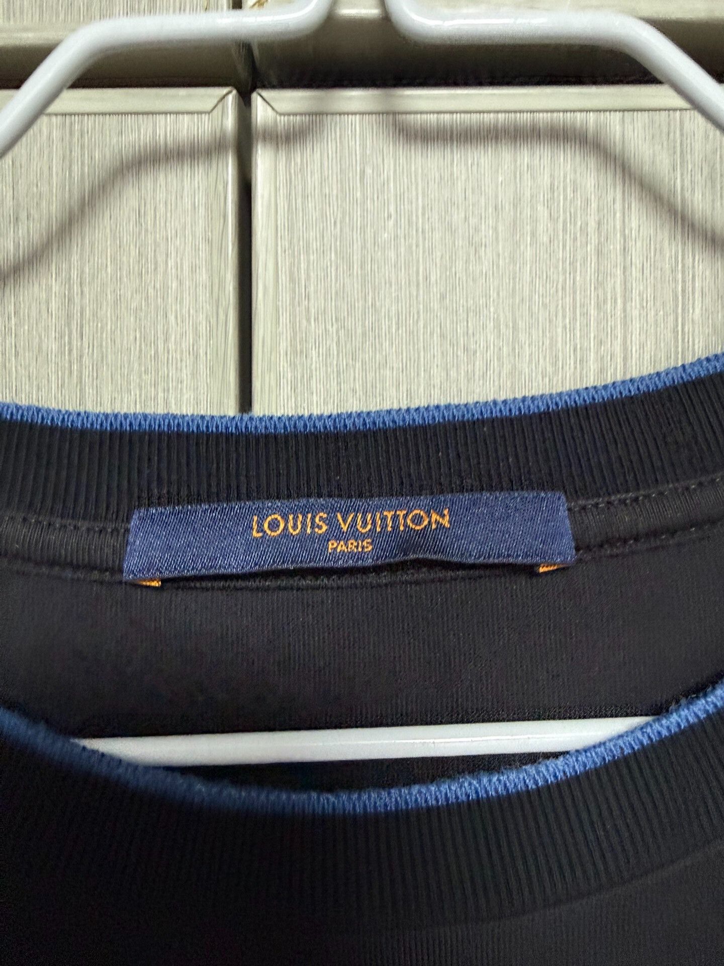 Louis Vuitton Louis Vuitton Checkerboard Letter Print T-Shirt Size US L / EU 52-54 / 3 - 4 Thumbnail