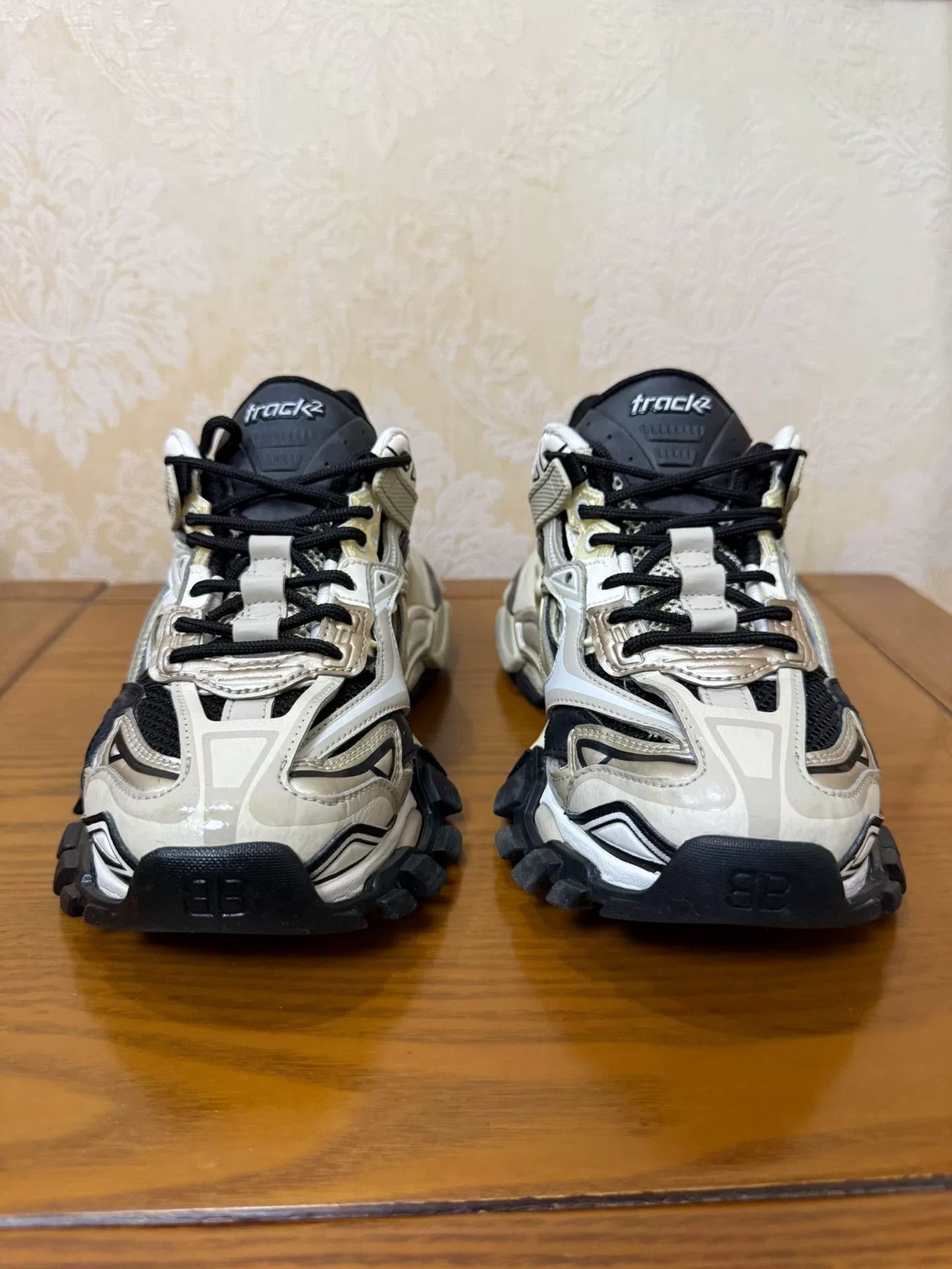 Balenciaga Balenciaga Track 2.0 Sneakers Size US 6 / IT 36 - 2 Thumbnail