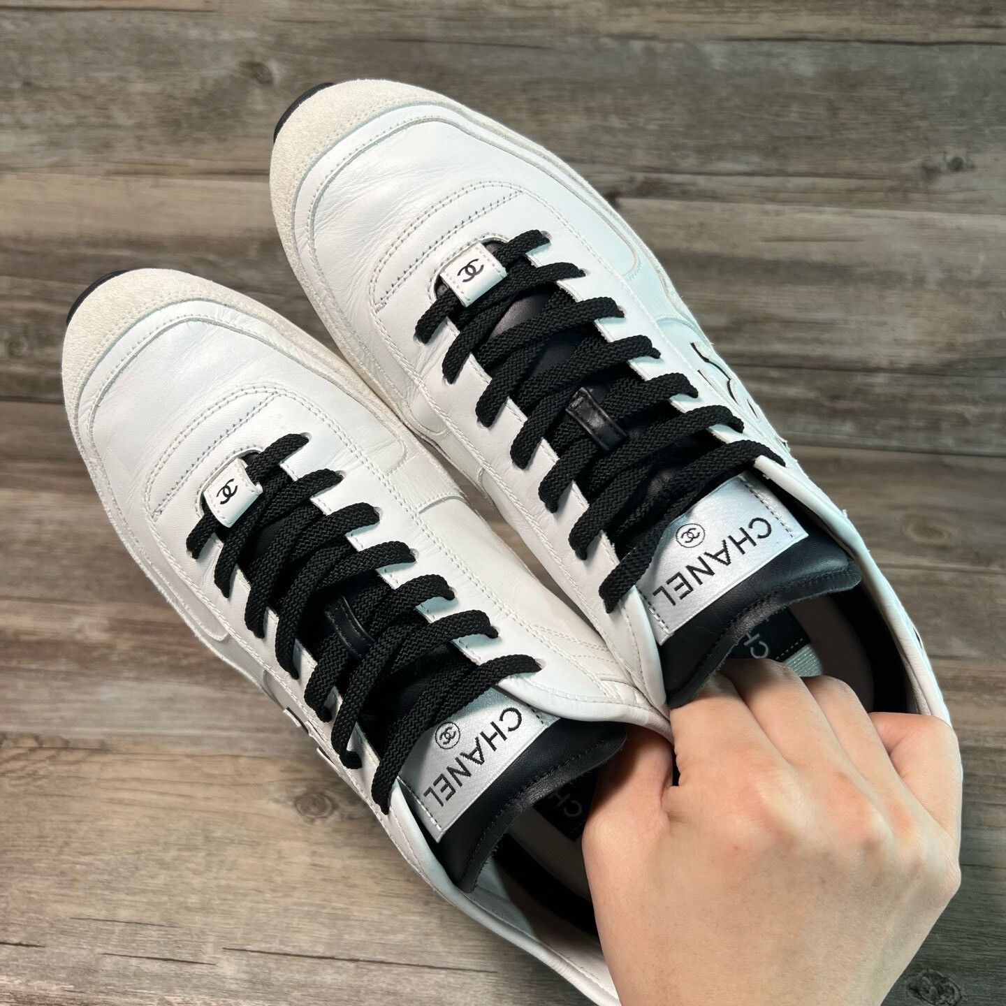 Chanel CHANEL 25P Men's White Leather Trainers Size US 10 / EU 43 - 5 Thumbnail