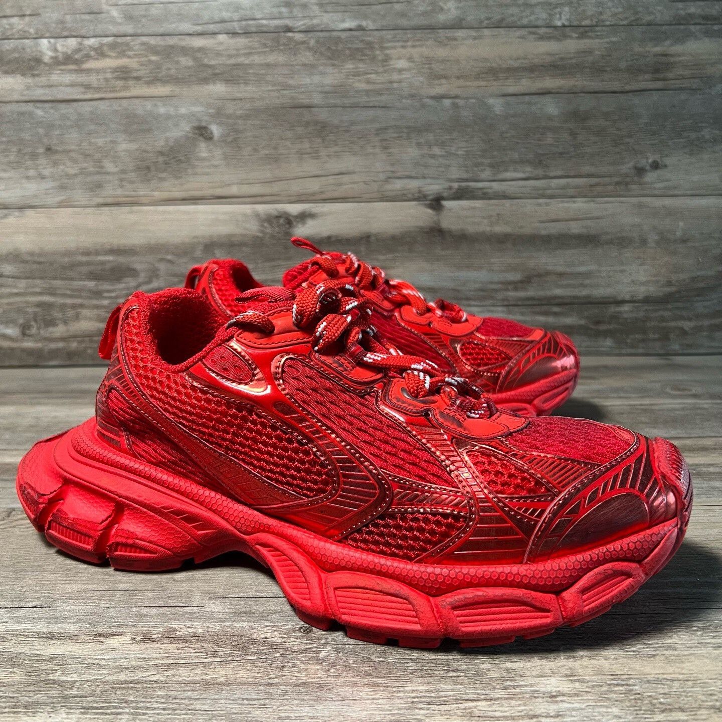 Balenciaga Balenciaga 3XL Red Distressed Dad Shoes Size US 9 / EU 42 - 2 Thumbnail