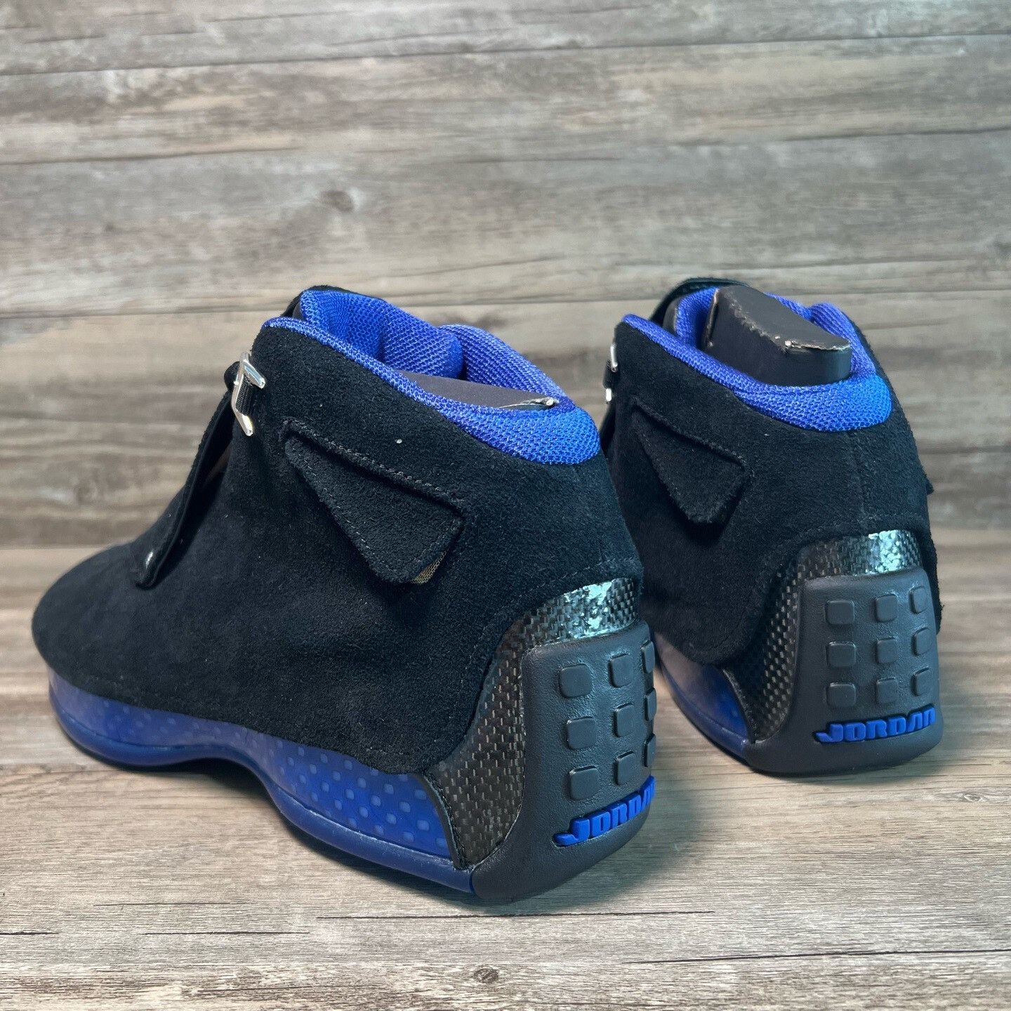 Jordan Brand Air Jordan 18 AA2494-007 Size US 10 / EU 43 - 3 Thumbnail