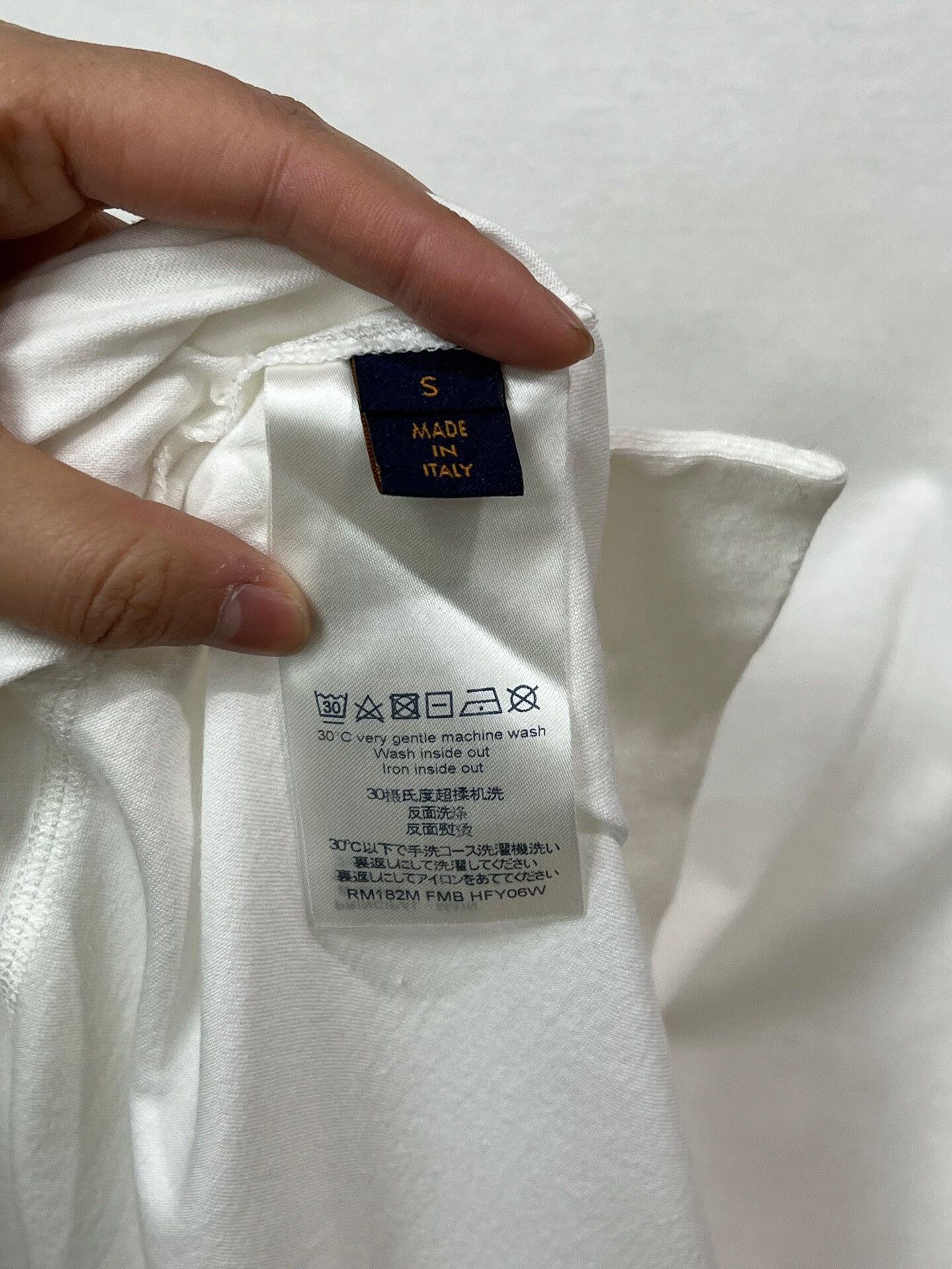 Louis Vuitton Louis Vuitton Logo Short-Sleeve T-Shirt Size US S / EU 44-46 / 1 - 3 Thumbnail