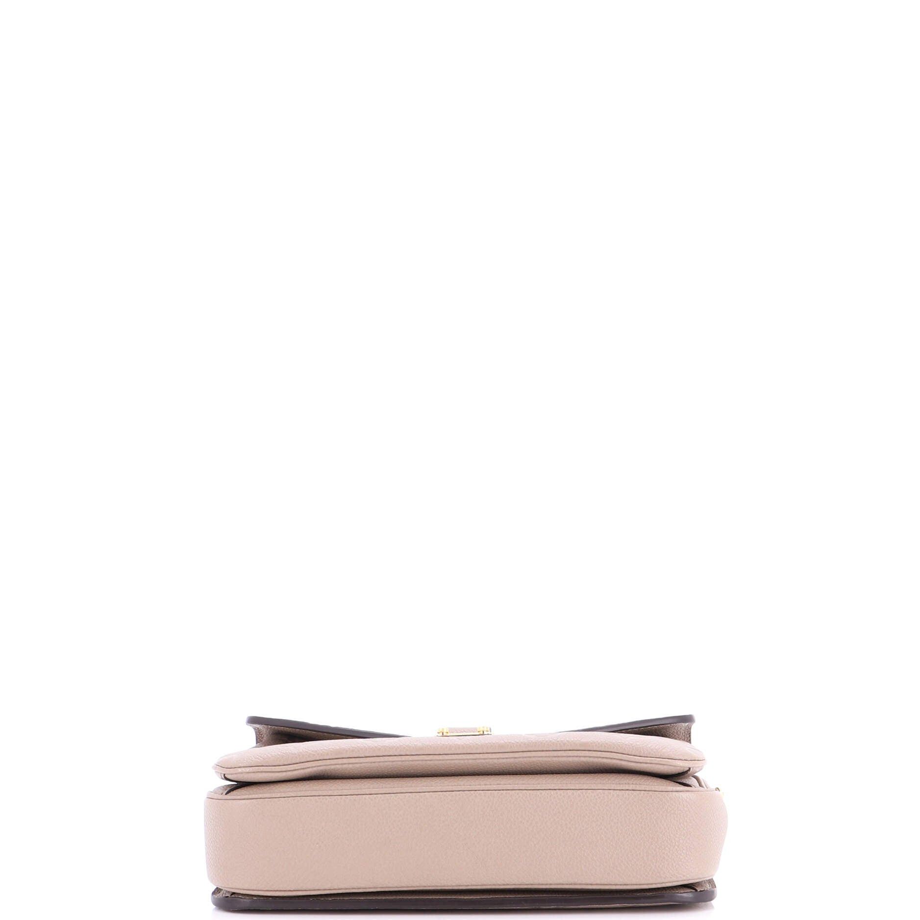 Louis Vuitton Pochette Metis Size ONE SIZE - 4 Thumbnail