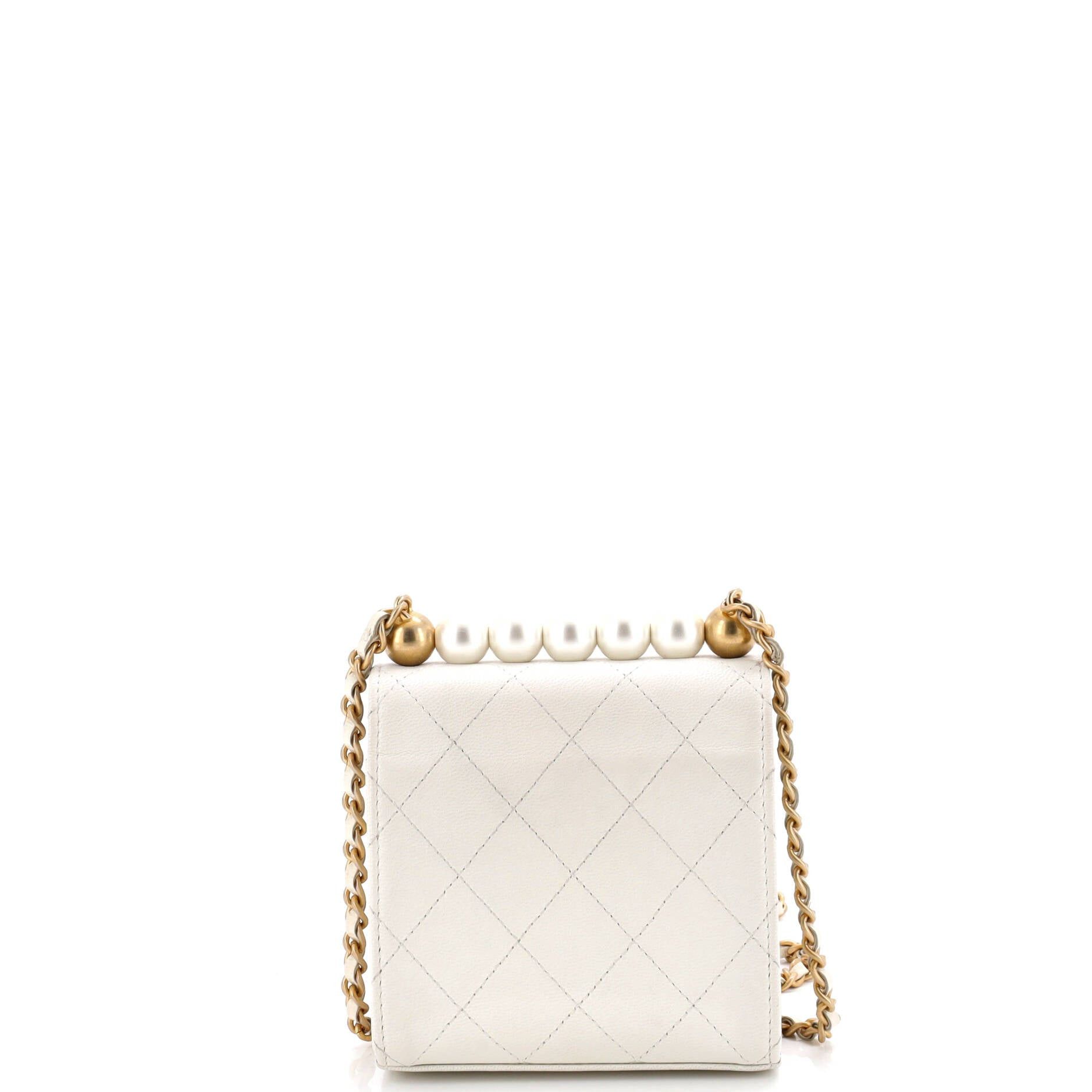 Chanel Chic Pearls Flap Clutch with Chain Size ONE SIZE - 4 Thumbnail