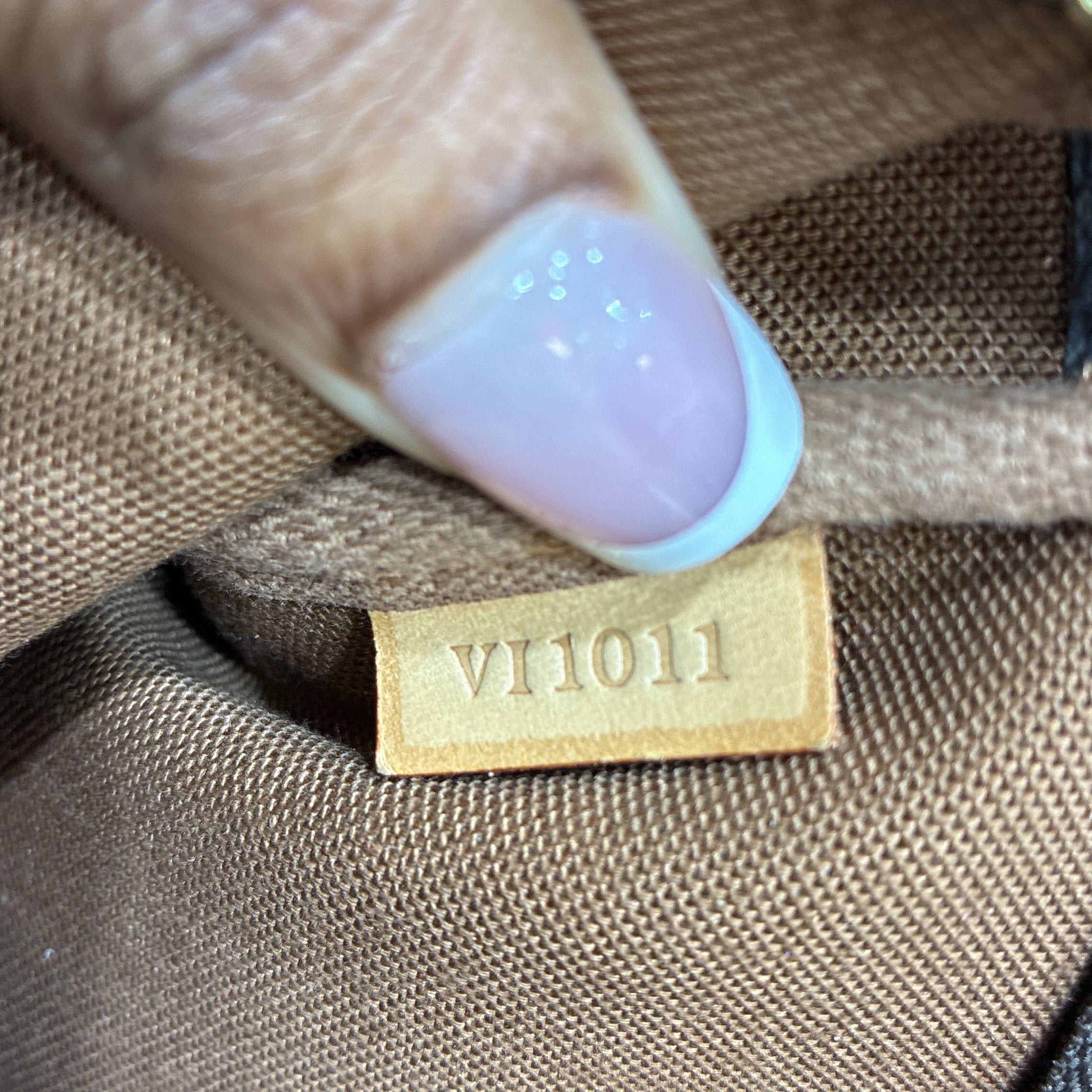 Louis Vuitton Pochette Accessoires Size ONE SIZE - 9 Thumbnail