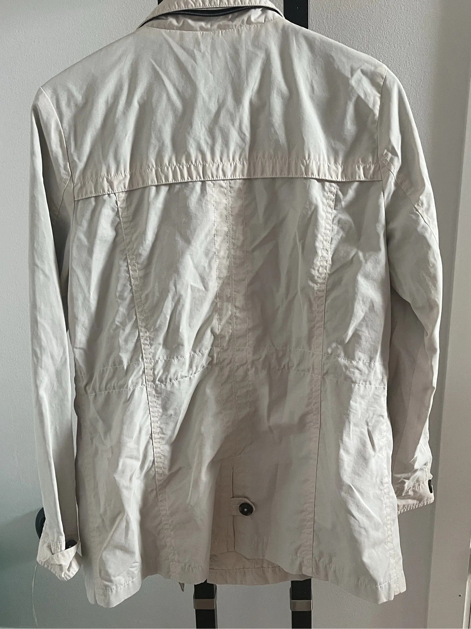 Uniqlo Uniqlo Jacket Size M / US 6-8 / IT 42-44 - 5 Thumbnail