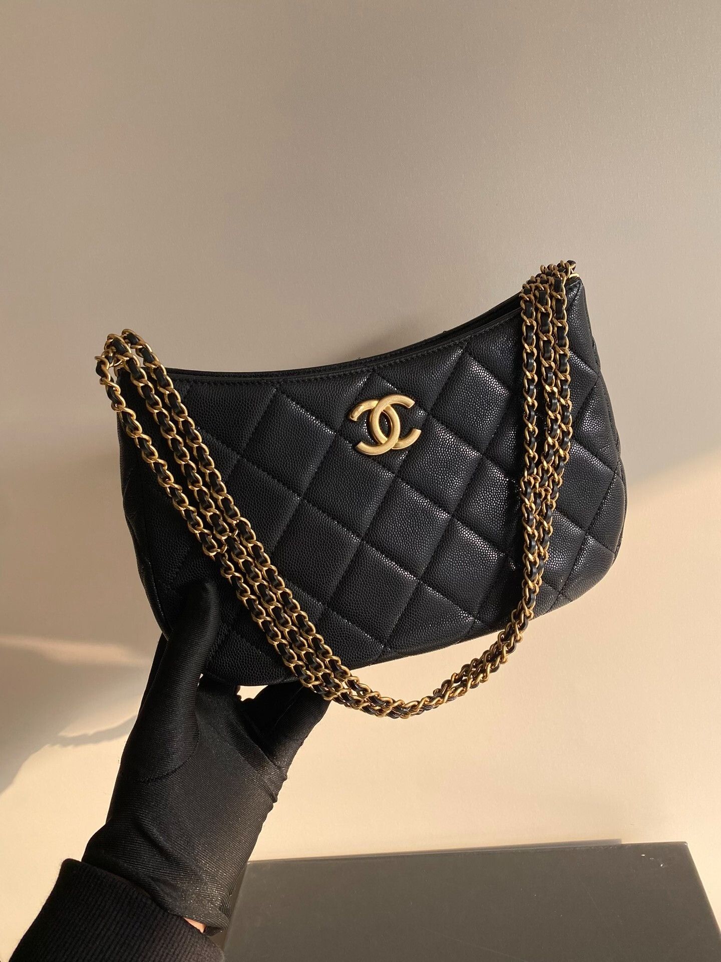 Chanel Pre-loved Bag Very good condition Size ONE SIZE - 3 Thumbnail