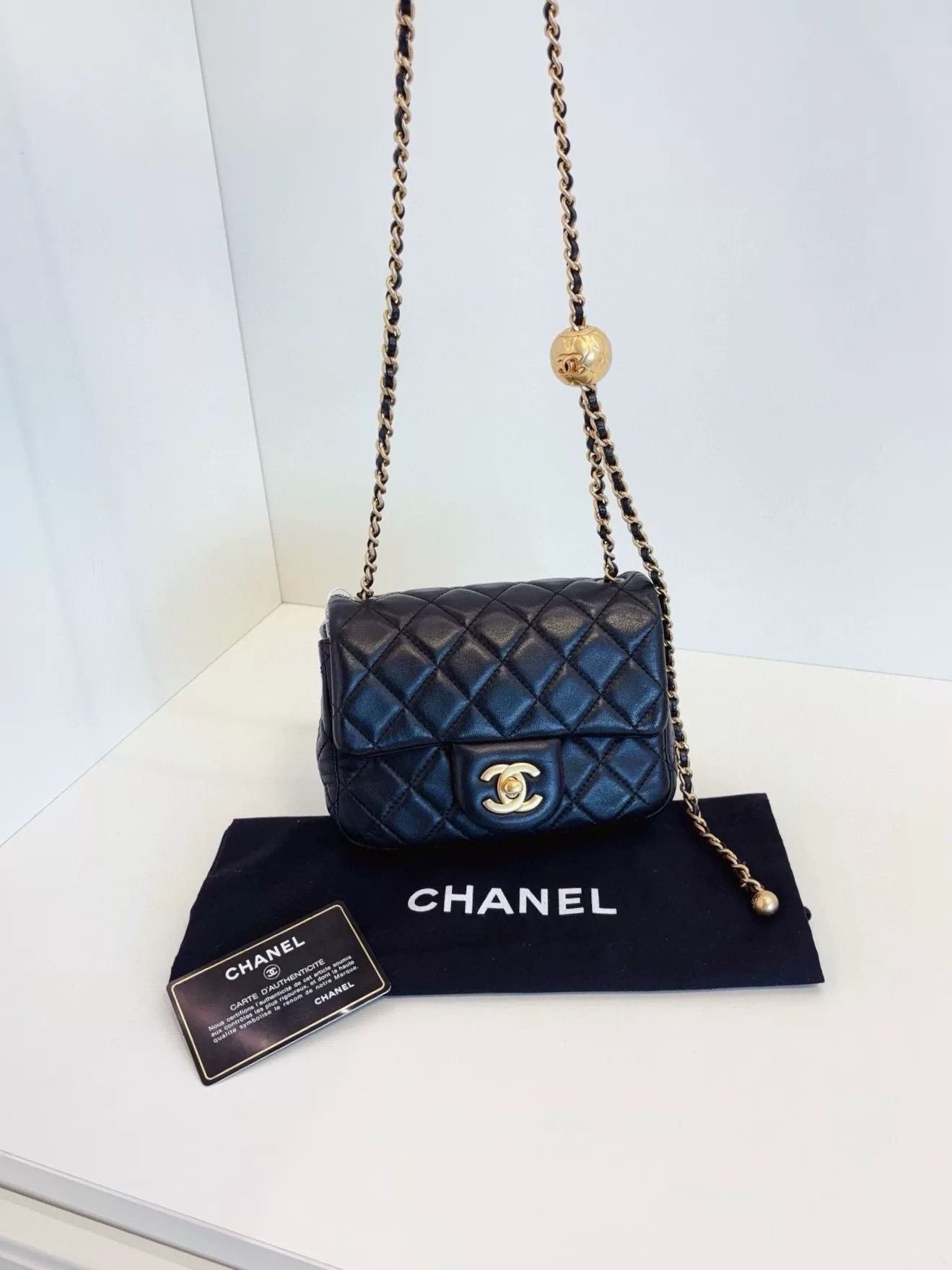 Chanel Pre-loved Bag Very good condition Size ONE SIZE - 5 Thumbnail